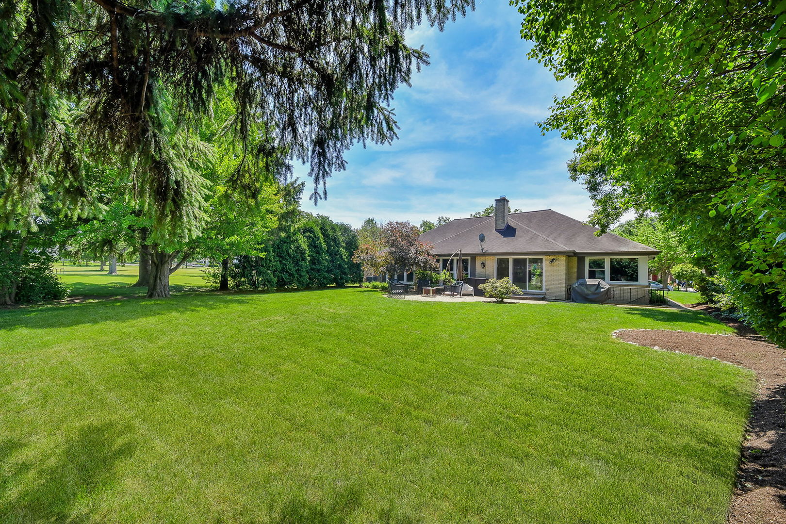 588 Williamsburg Road Glen Ellyn, IL 60137 - Photo 42 of 53