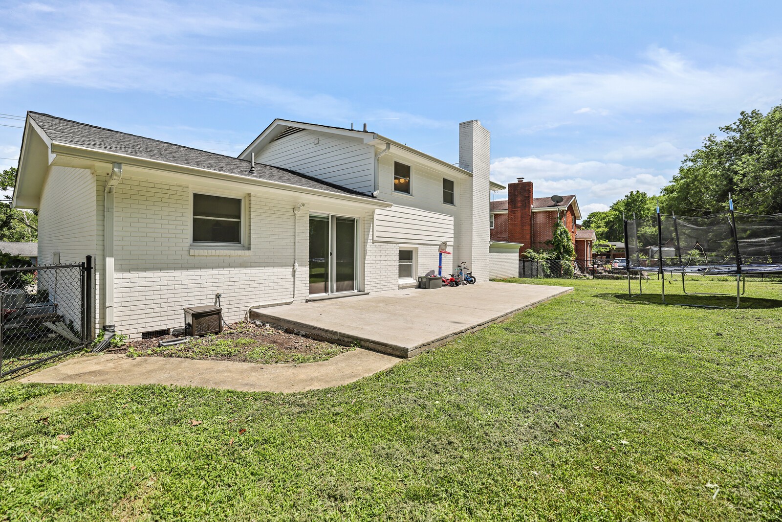 537 Rural Hill Road Nashville, TN 37217 - Photo 34 of 37 a front view of a house with garden