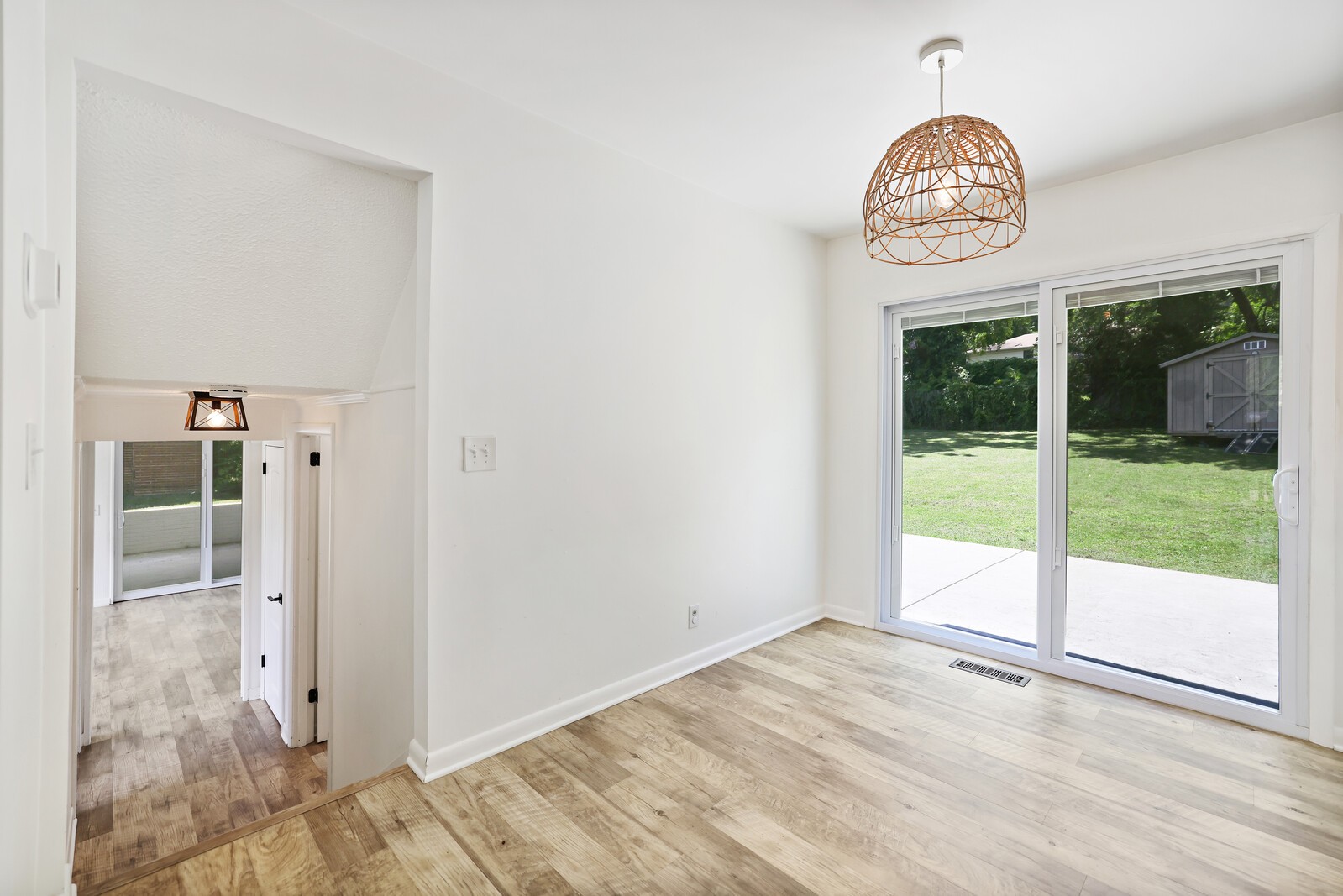 537 Rural Hill Road Nashville, TN 37217 - Photo 10 of 37 an empty room with wooden floor and a window