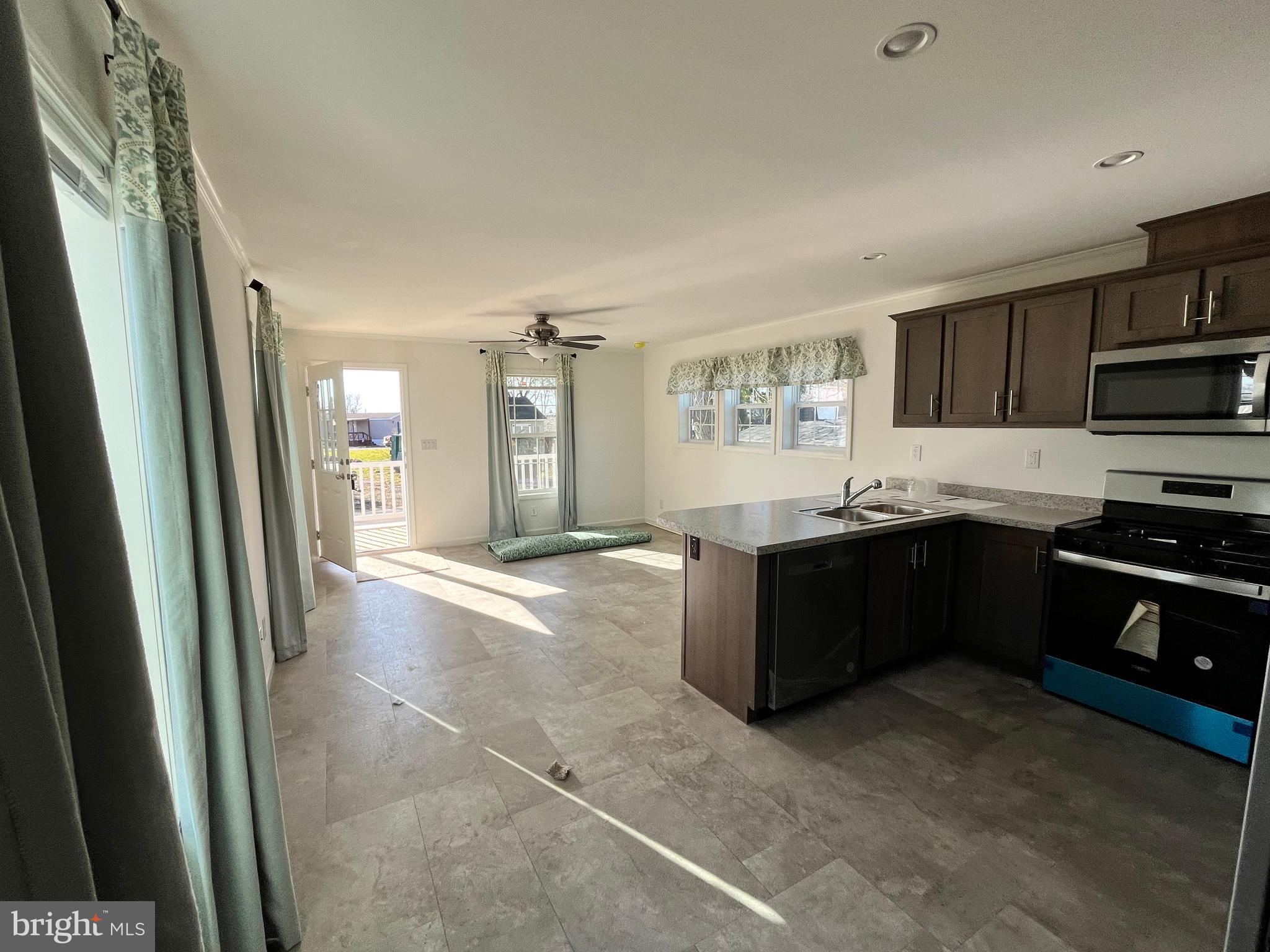 165 West Ridge Pike, Unit 209 Limerick, PA 19468 - Photo 8 of 15 Gallery Image 8