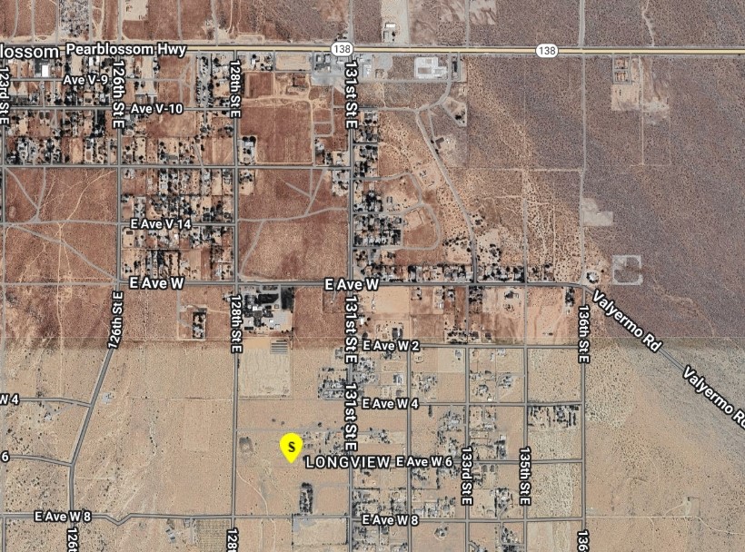 0 Longview Pav Vic Avenue Pearblossom, CA 93553 - Photo 3 of 3 a bathroom with a shower