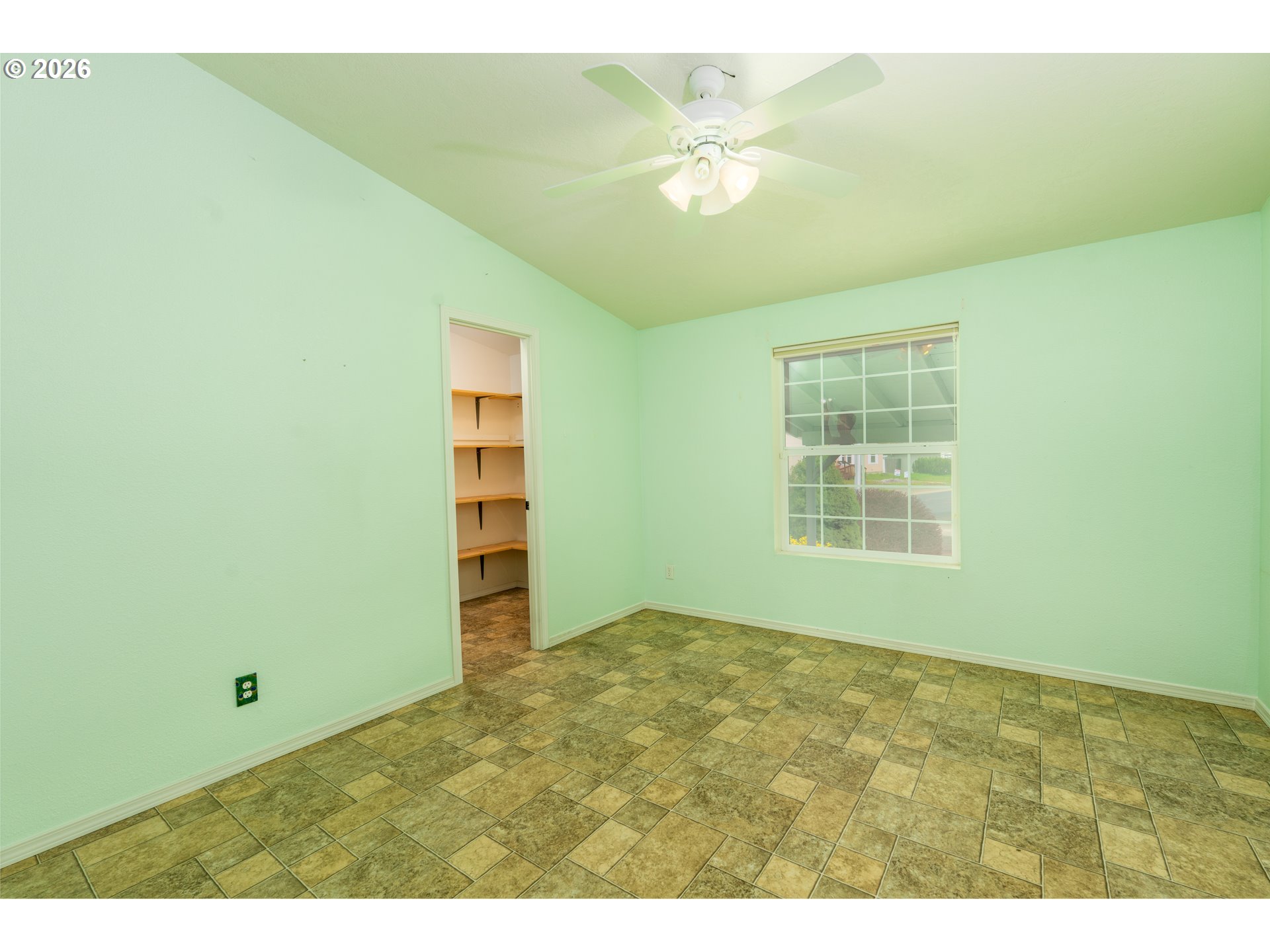 284 Trout Loop, Unit 27 Roseburg, OR 97471 - Photo 13 of 16 Bedroom