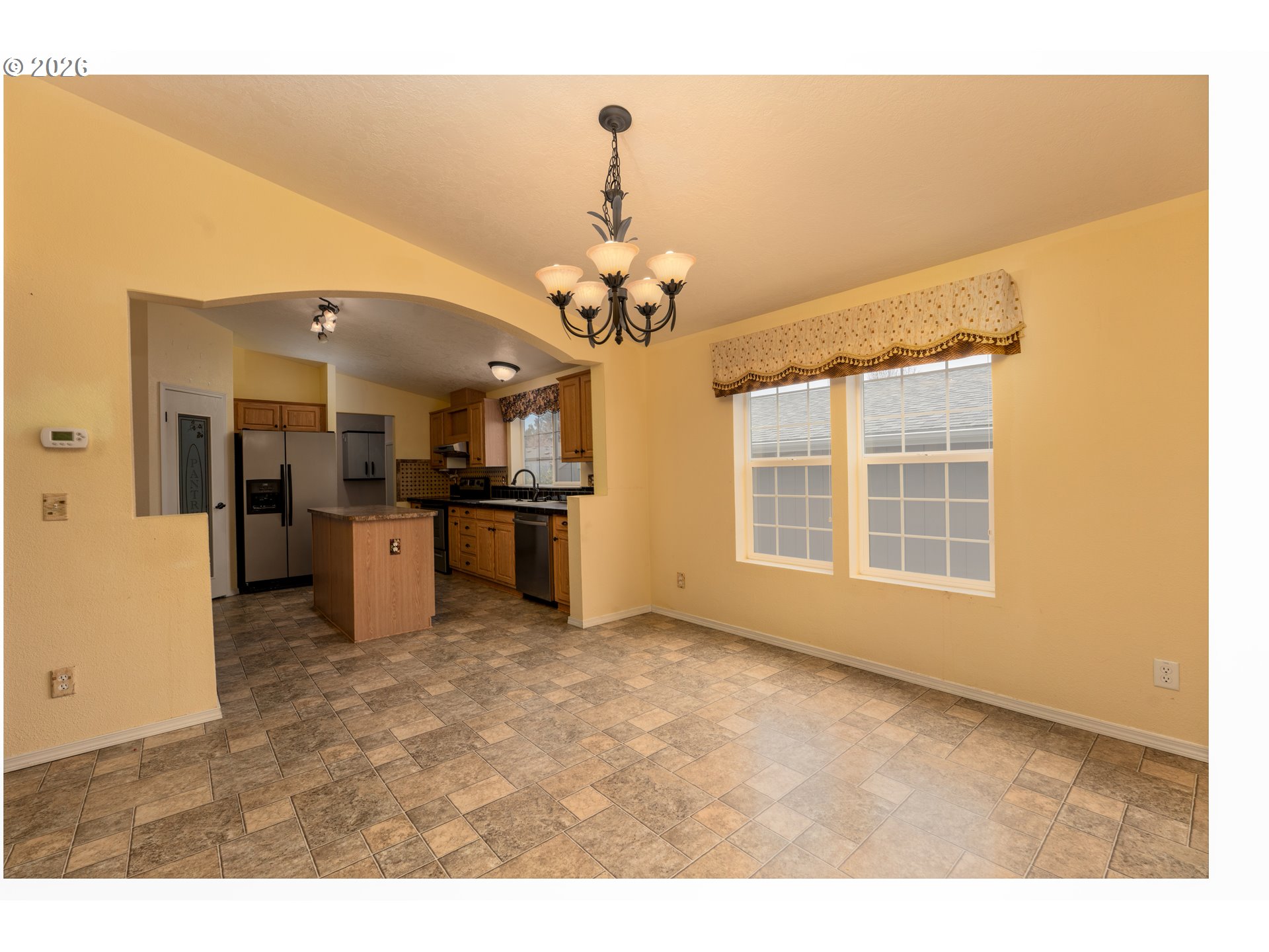 284 Trout Loop, Unit 27 Roseburg, OR 97471 - Photo 8 of 16 Dining Room