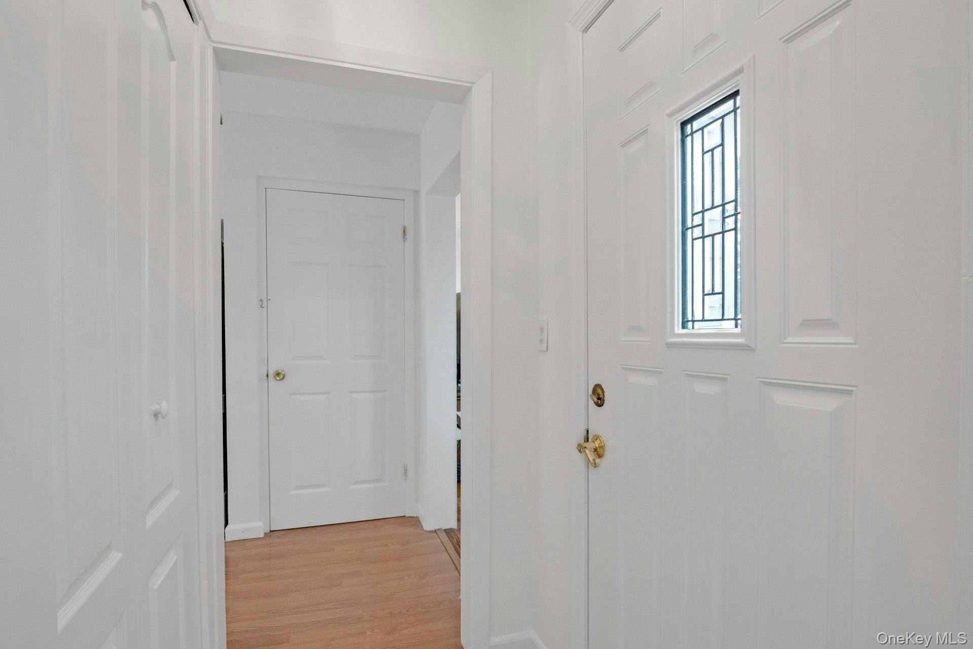 199 Taxter Road Irvington, NY 10533 - Photo 12 of 31