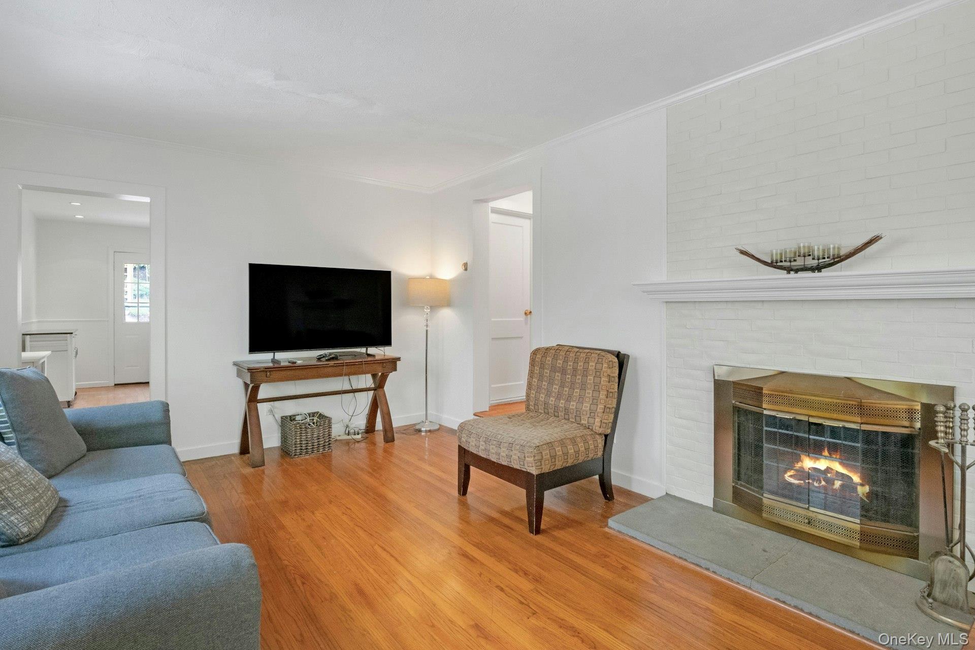 199 Taxter Road Irvington, NY 10533 - Photo 13 of 31