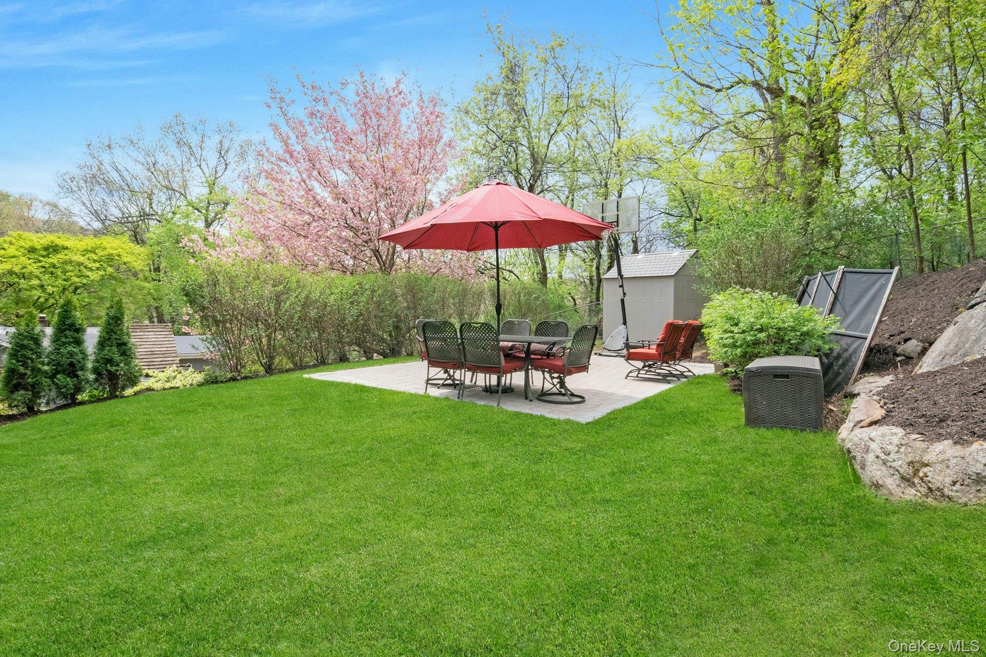 199 Taxter Road Irvington, NY 10533 - Photo 25 of 31