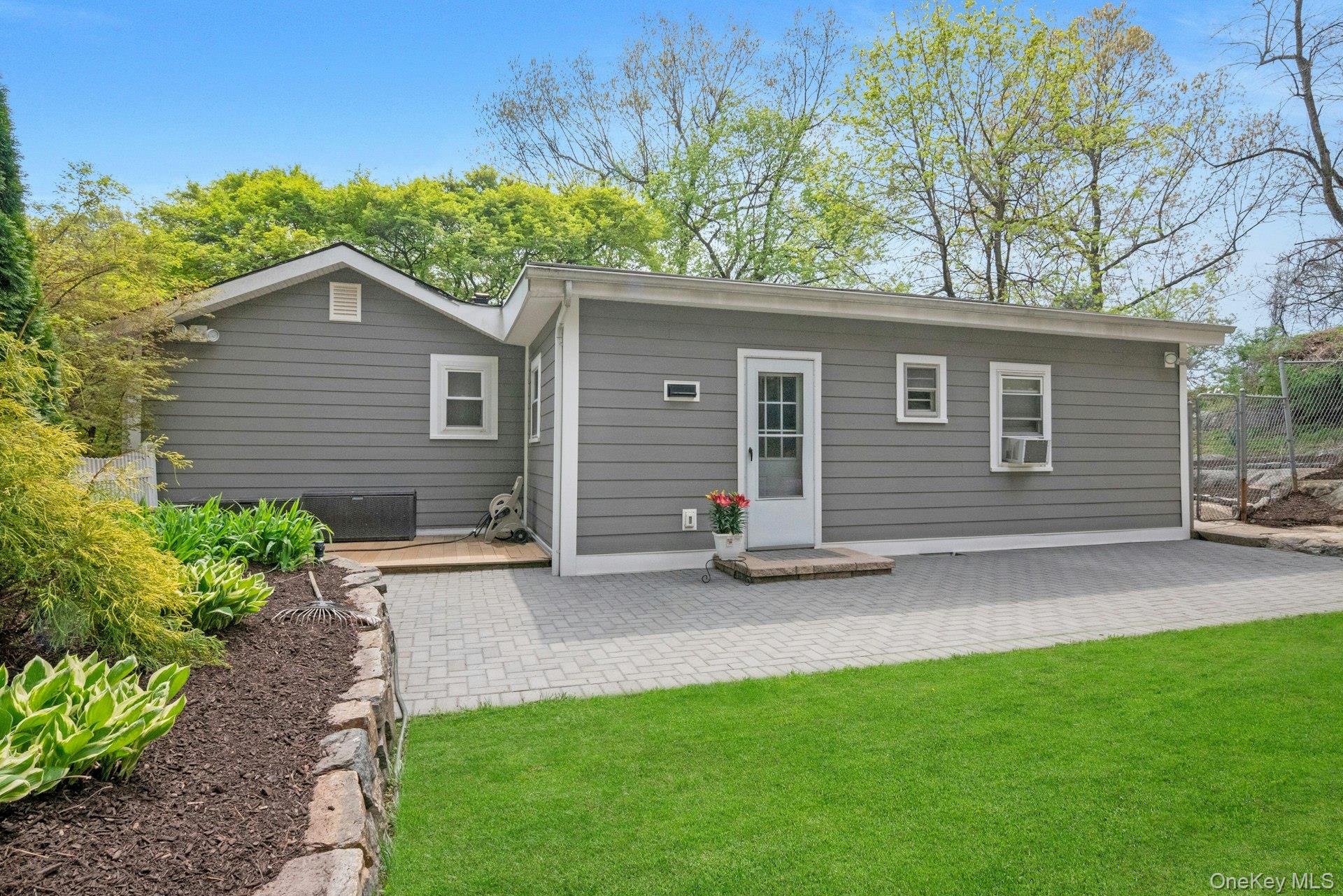199 Taxter Road Irvington, NY 10533 - Photo 28 of 31