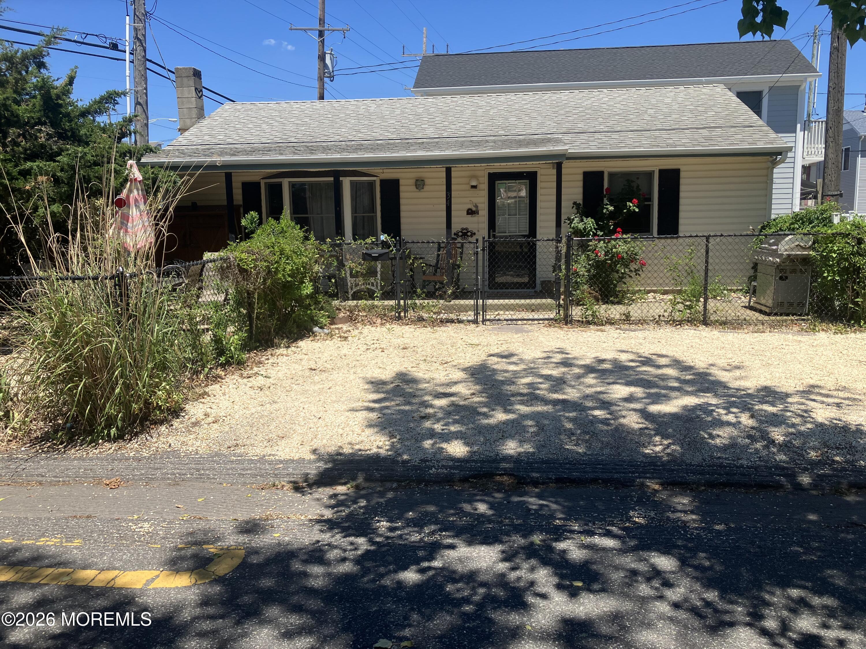 34 East Surf Way Lavallette, NJ 08735 - Photo 1 of 15 IMG_0956