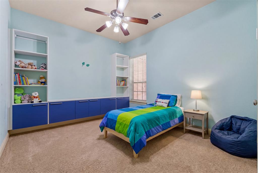 1005 High Hawk Trail Euless, TX 76039 - Photo 21 of 40