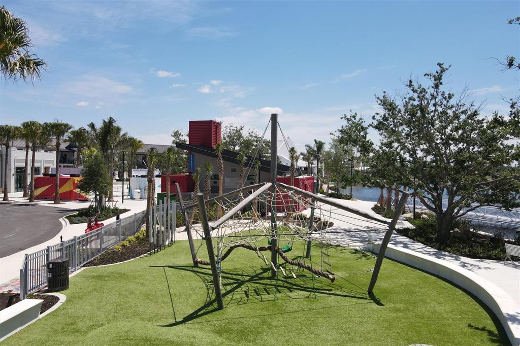 17455 Jadestone Court Venice, FL 34293 - Photo 48 of 58