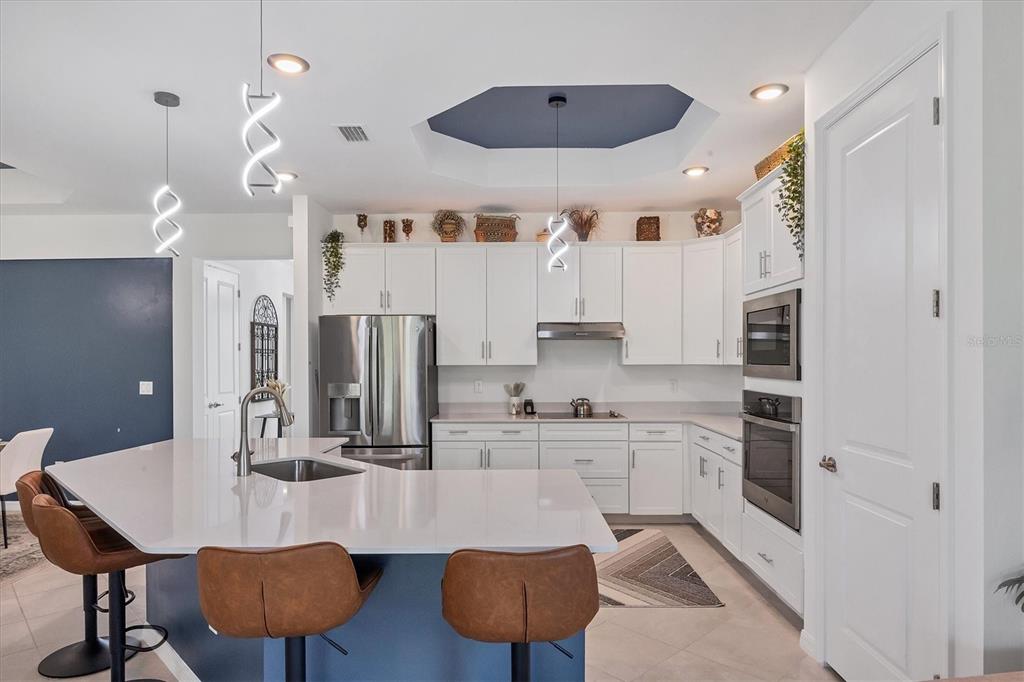 17455 Jadestone Court Venice, FL 34293 - Photo 10 of 58