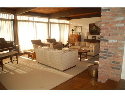 44 Carriglea Drive Riverside, CT 06878 - Photo 4 of 17 Additional Photo