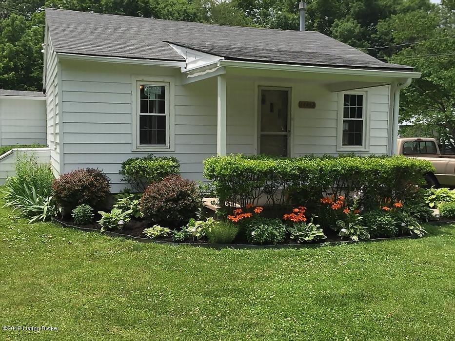 Close up view of the front exterior and covered porch.