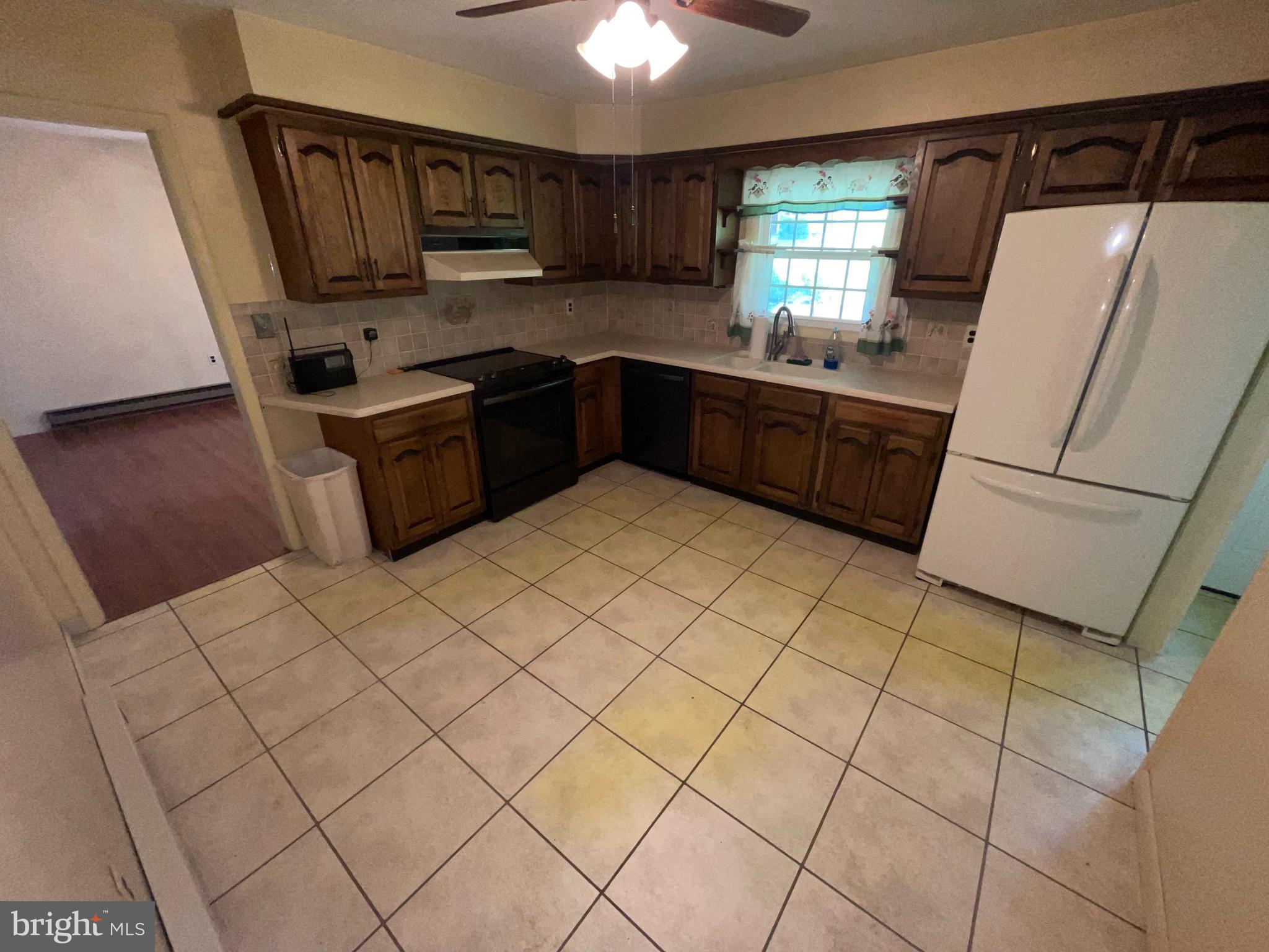 120 Locust Knoll Road Downingtown, PA 19335 - Photo 8 of 19 Gallery Image 8