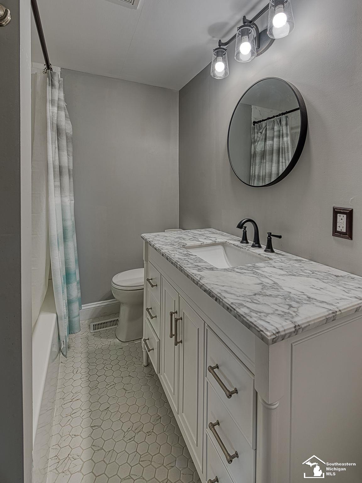 6129 Stadler Road Monroe, MI 48162 - Photo 23 of 35 50116285-22.JPG