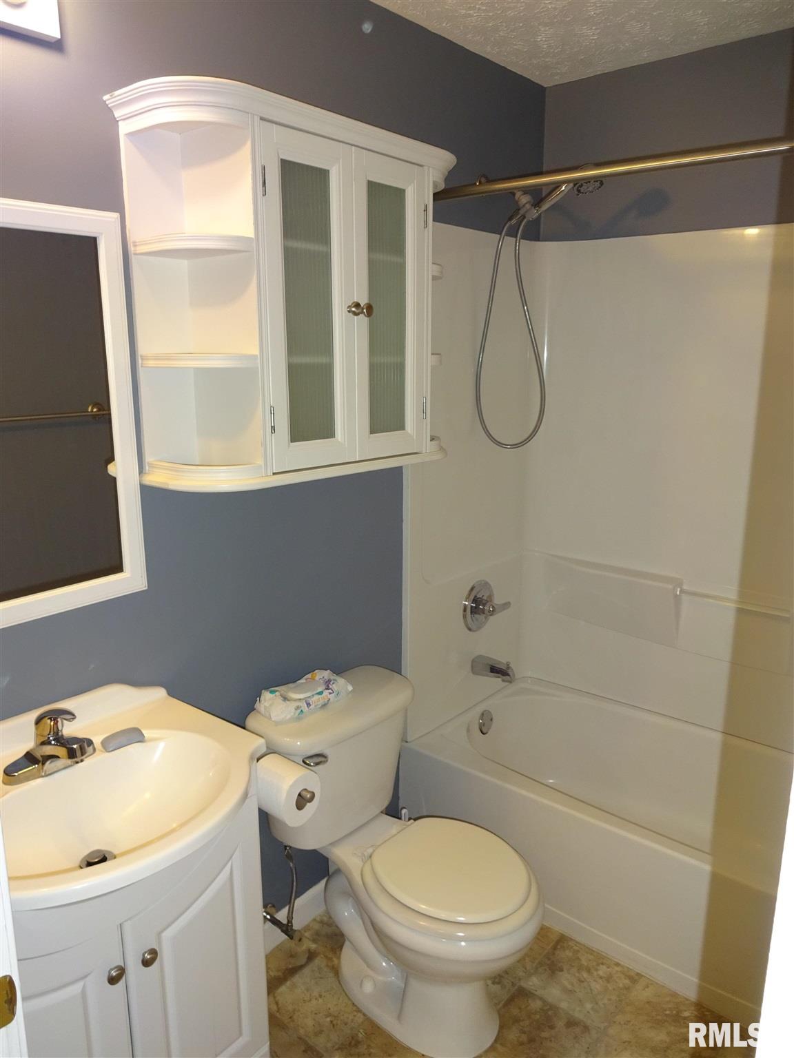 825 North Ohio Street Springfield, IL 62702 - Photo 15 of 24