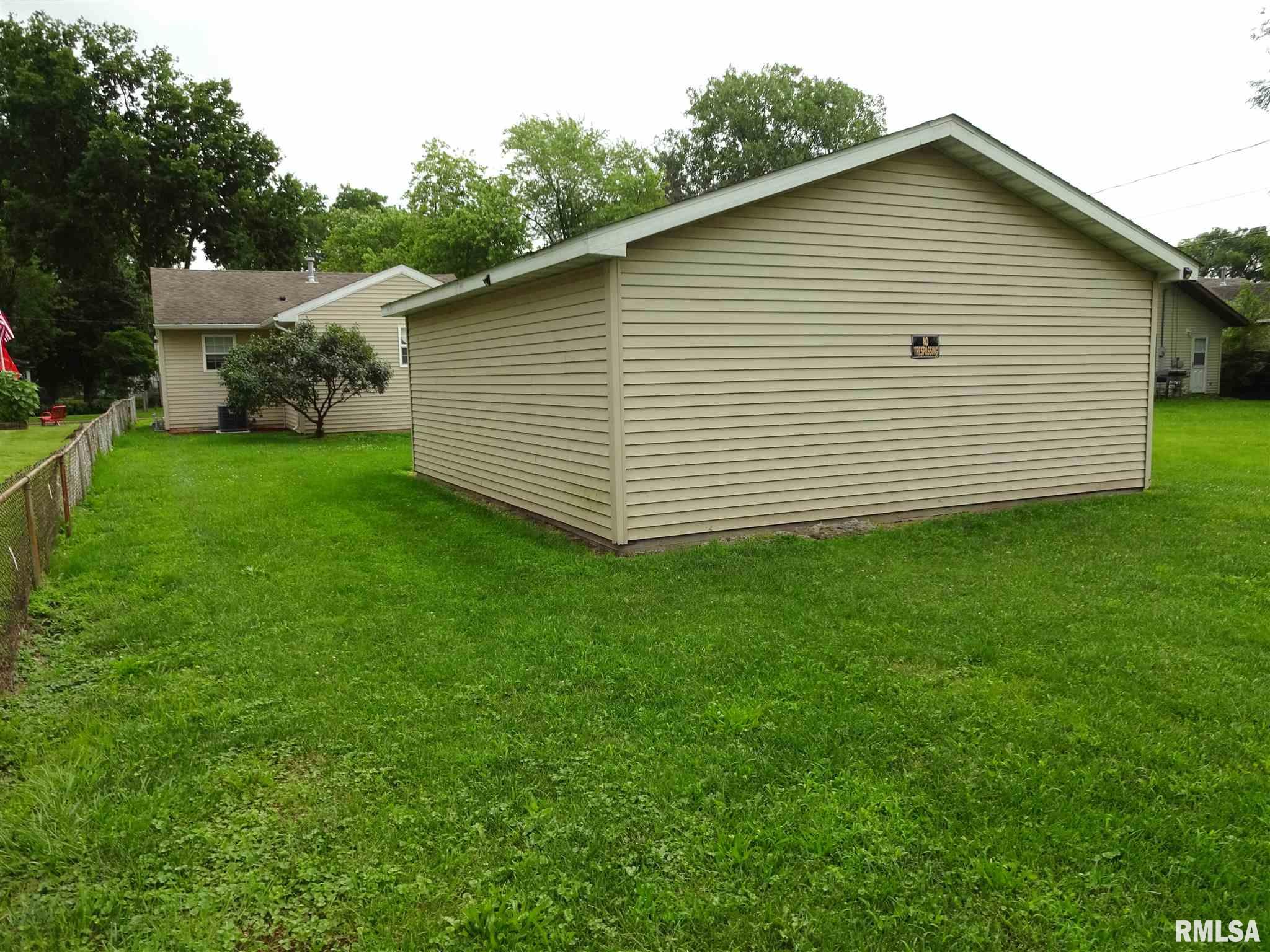 825 North Ohio Street Springfield, IL 62702 - Photo 22 of 24