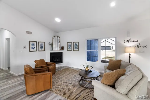 $449,999 | 1417 Cortez Drive, Hillsboro, MO 63050