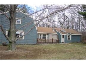9 Stevenson Road Kittery, ME 03904 - Photo 2 of 9