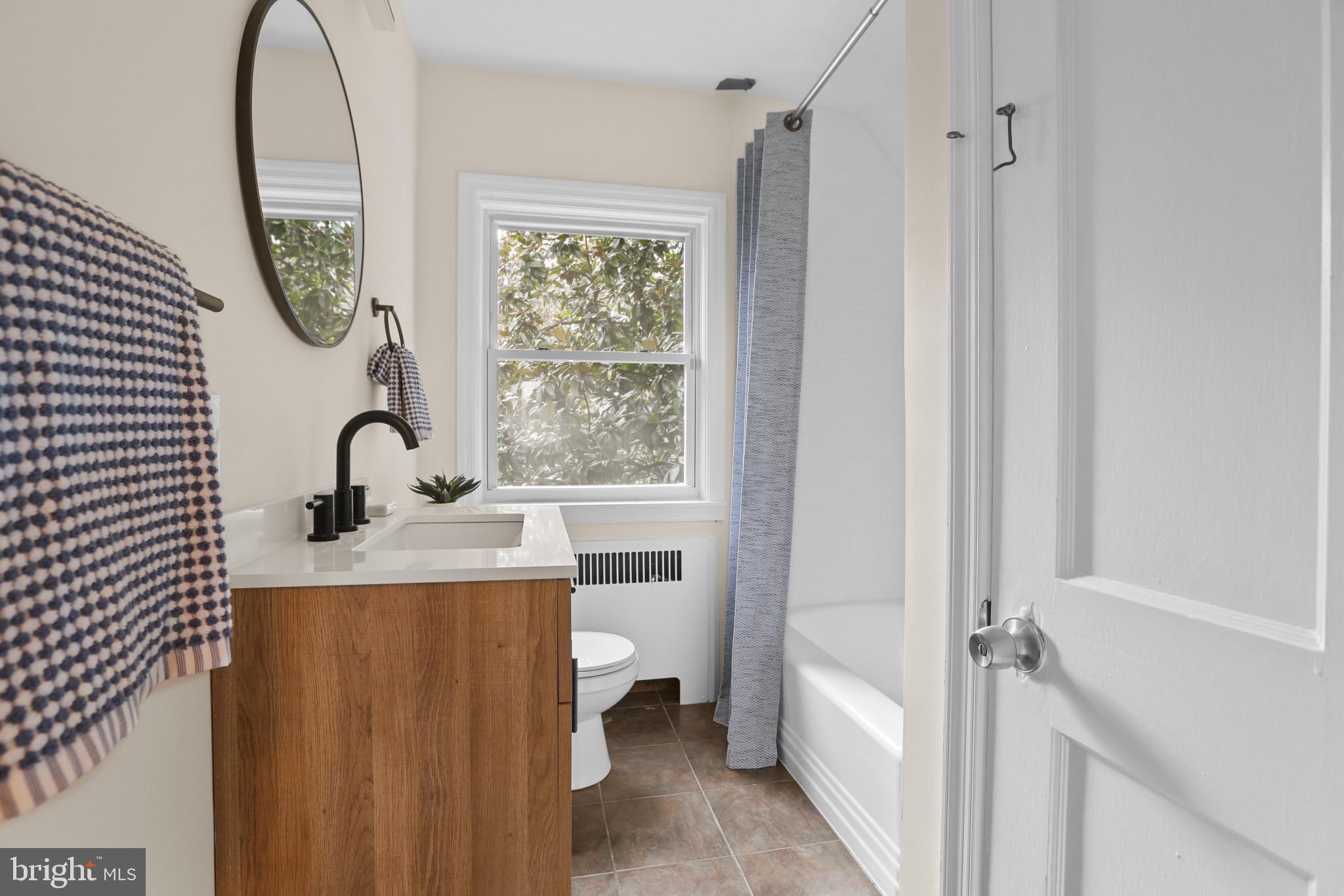 1324 Northview Road Baltimore, MD 21218 - Photo 20 of 36 Full Bath
