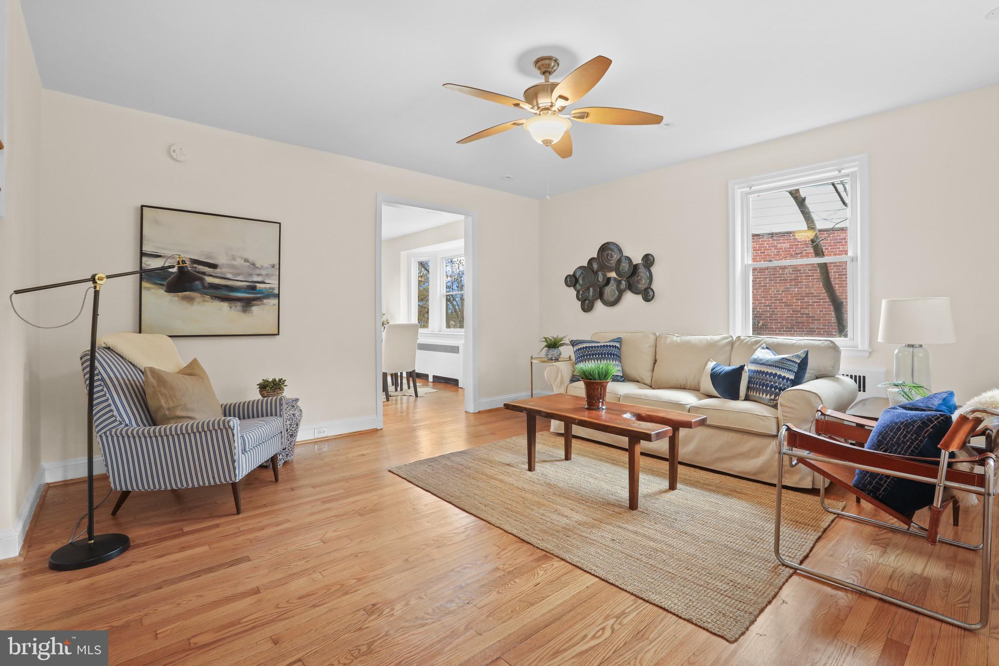 1324 Northview Road Baltimore, MD 21218 - Photo 5 of 36 Living Room