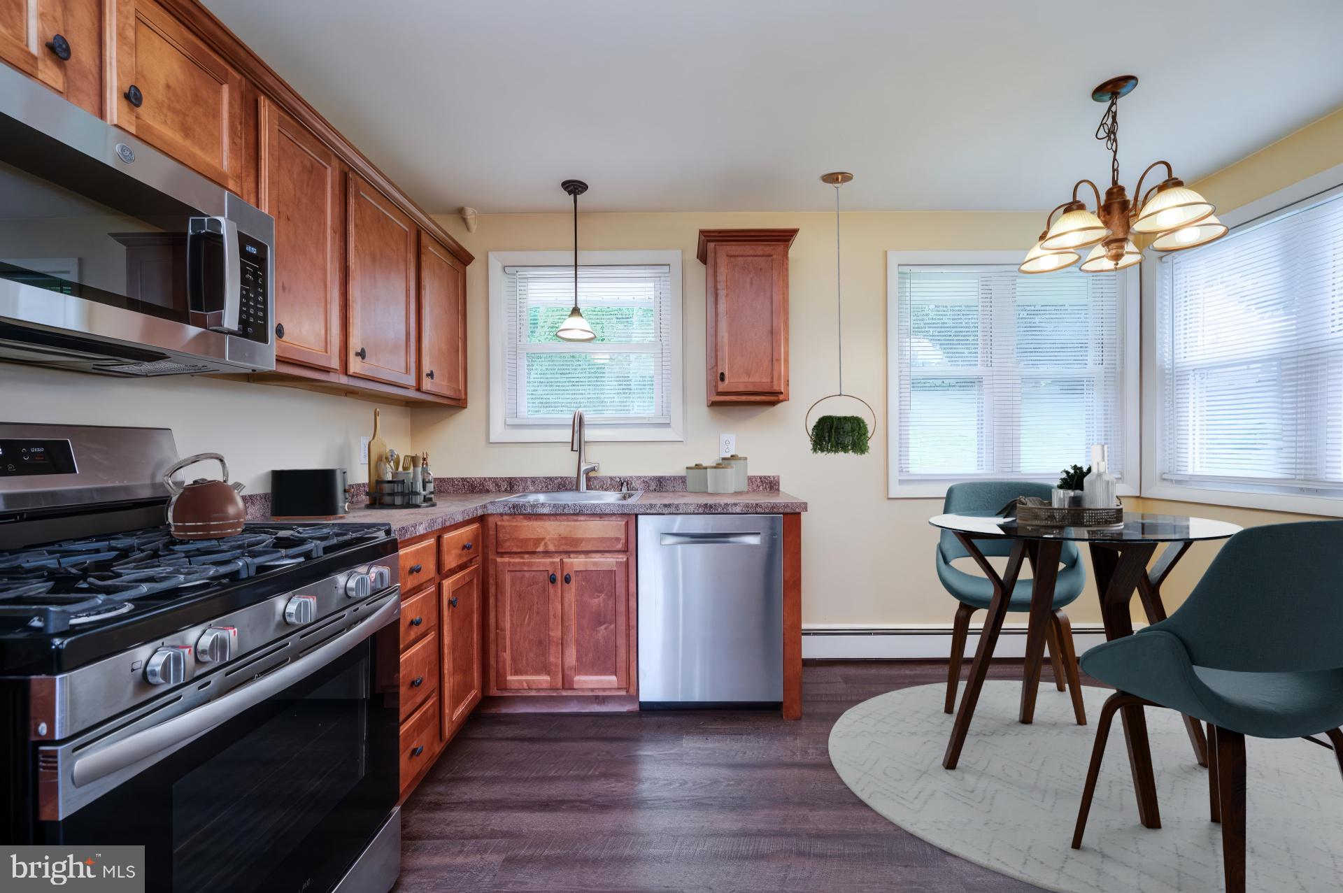 1392 New Holland Road Reading, PA 19607 - Photo 6 of 27 Gallery Image 6