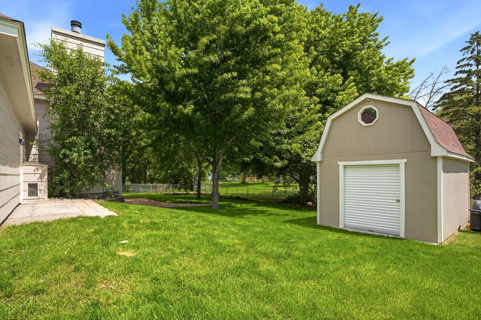 12013 Aztec Street Northwest Coon Rapids, MN 55433 - Photo 28 of 36