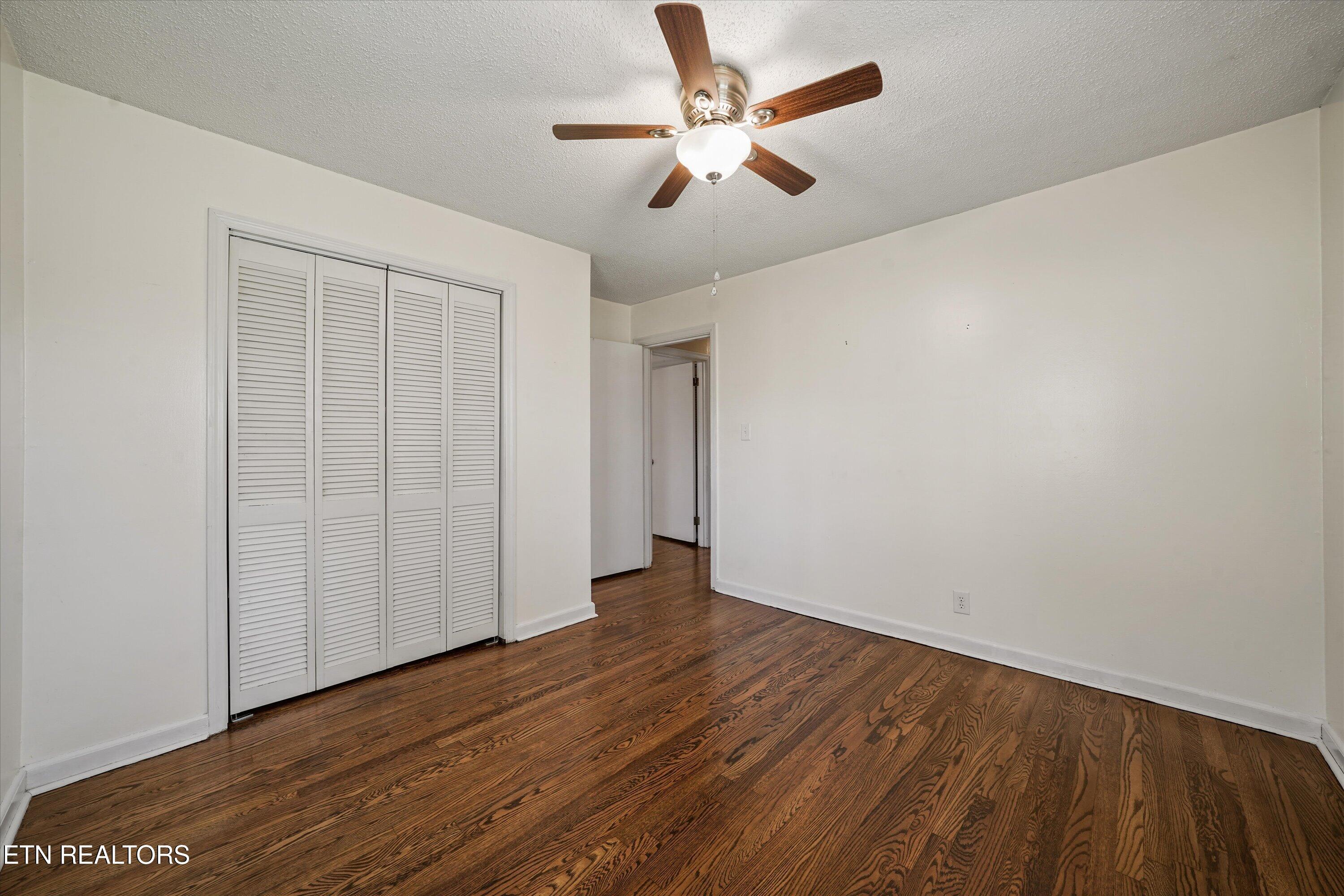 5614 Wassman Road Knoxville, TN 37912 - Photo 19 of 47 20-5614 Wassman Rd 04