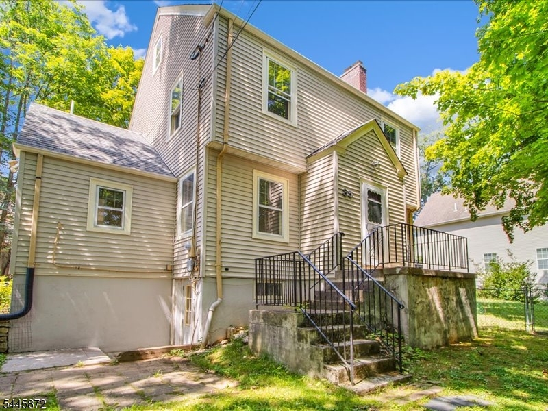 35 Jordan Terrace Dover, NJ 07801 - Photo 24 of 33