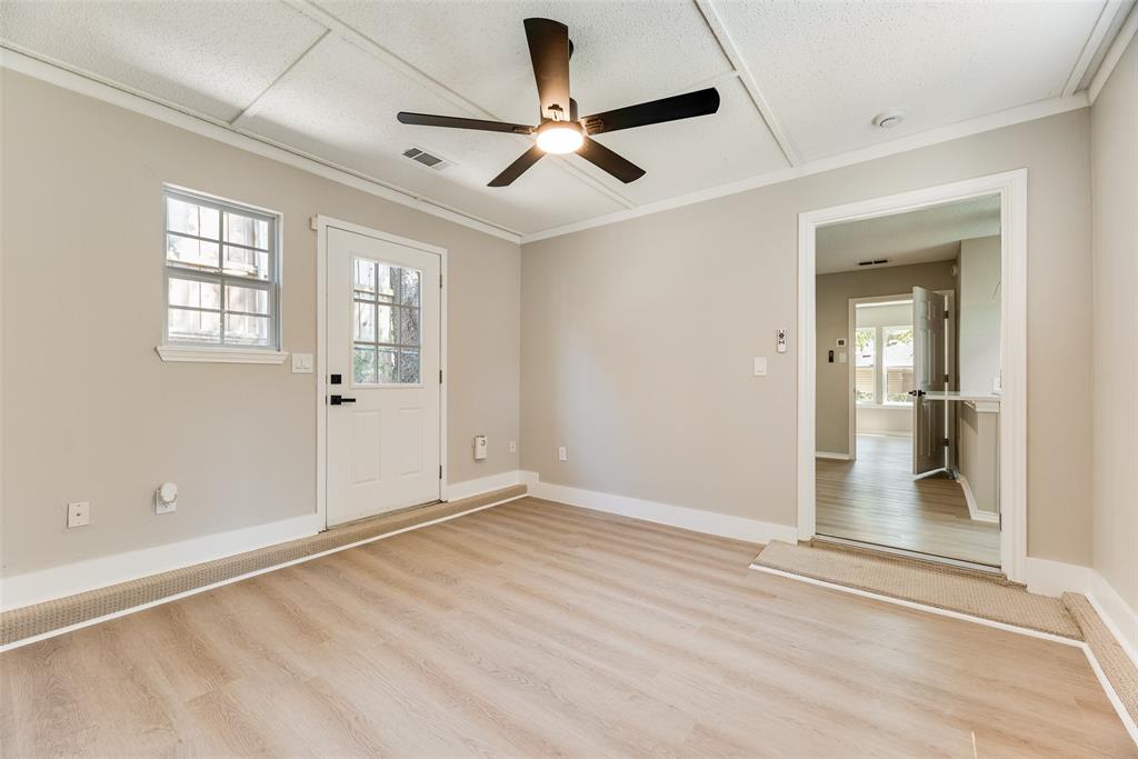 206 Senter Valley Road Irving, TX 75060 - Photo 16 of 27