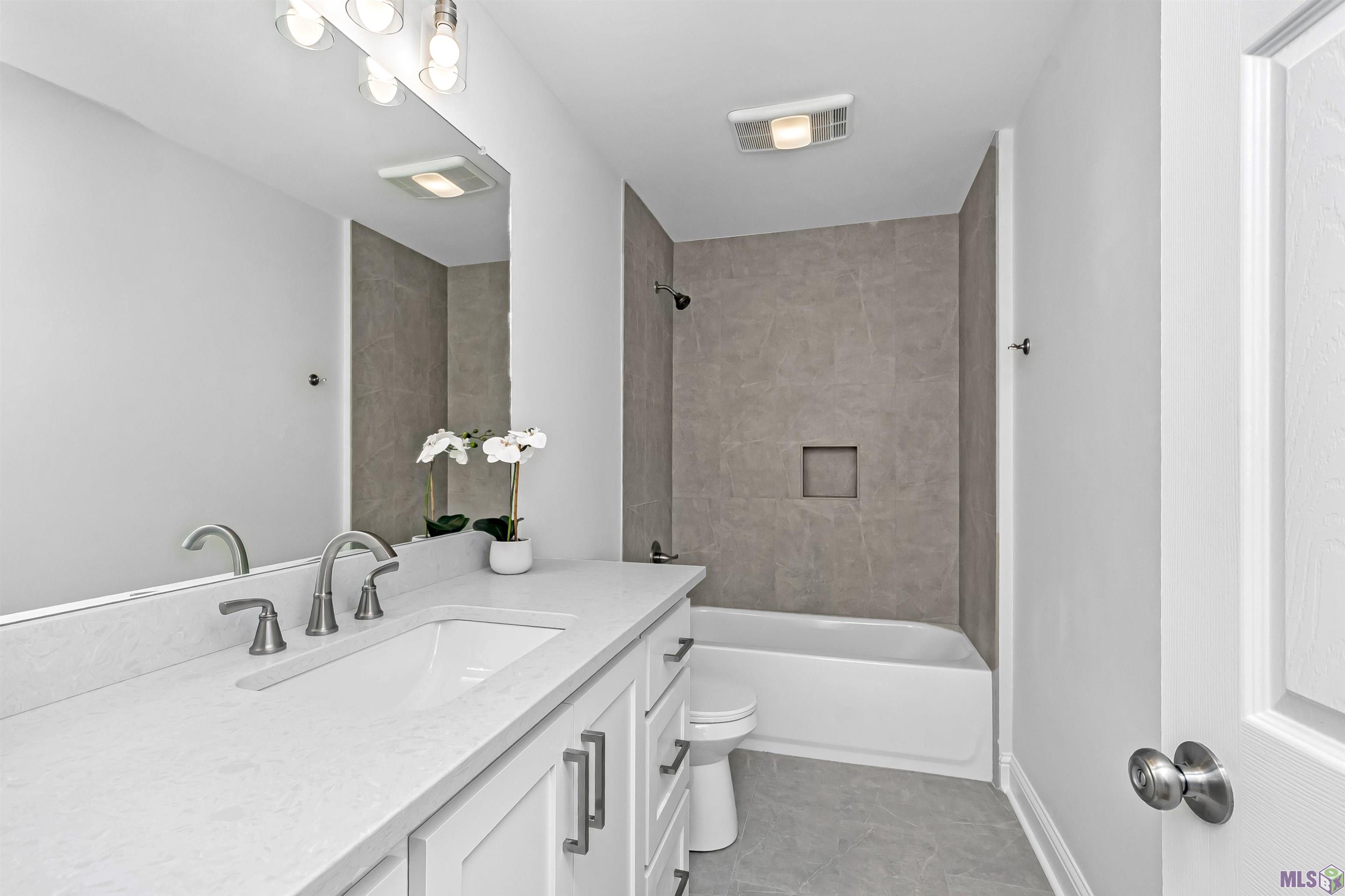 15946 Ferrell Avenue Baton Rouge, LA 70817 - Photo 16 of 26 Gallery Image 16