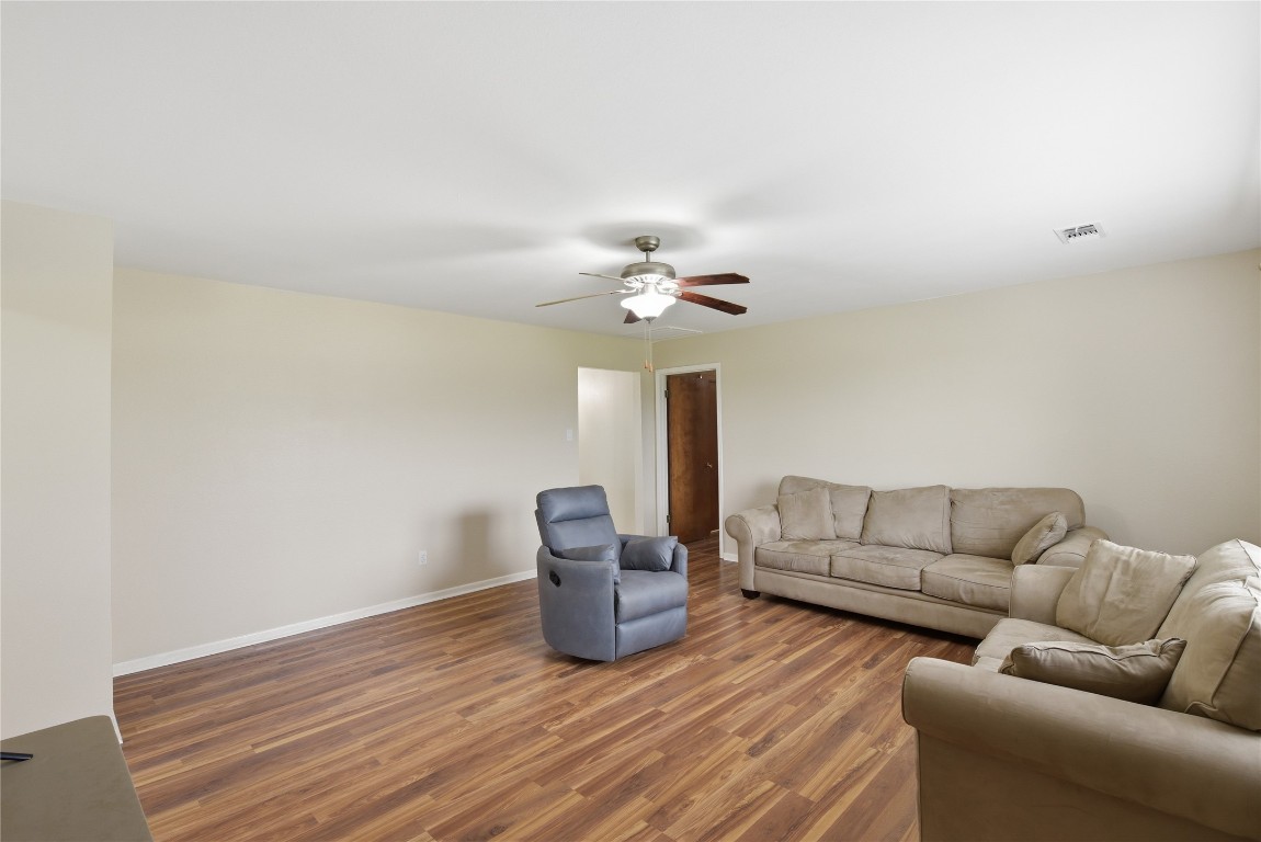 1250 Stockwell Damon, TX 77430 - Photo 28 of 50