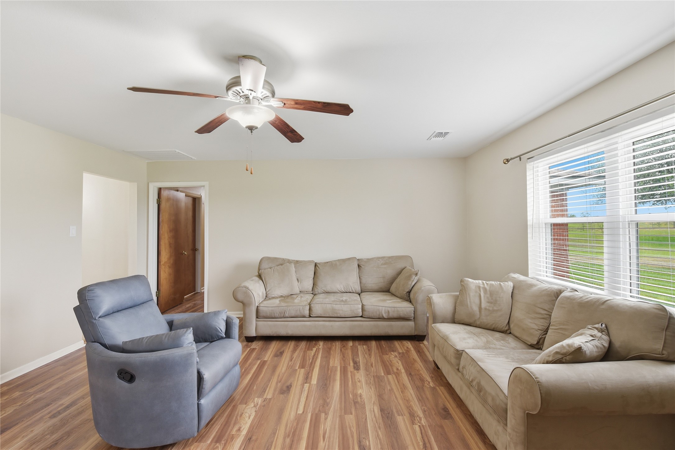 1250 Stockwell Damon, TX 77430 - Photo 32 of 50 Den