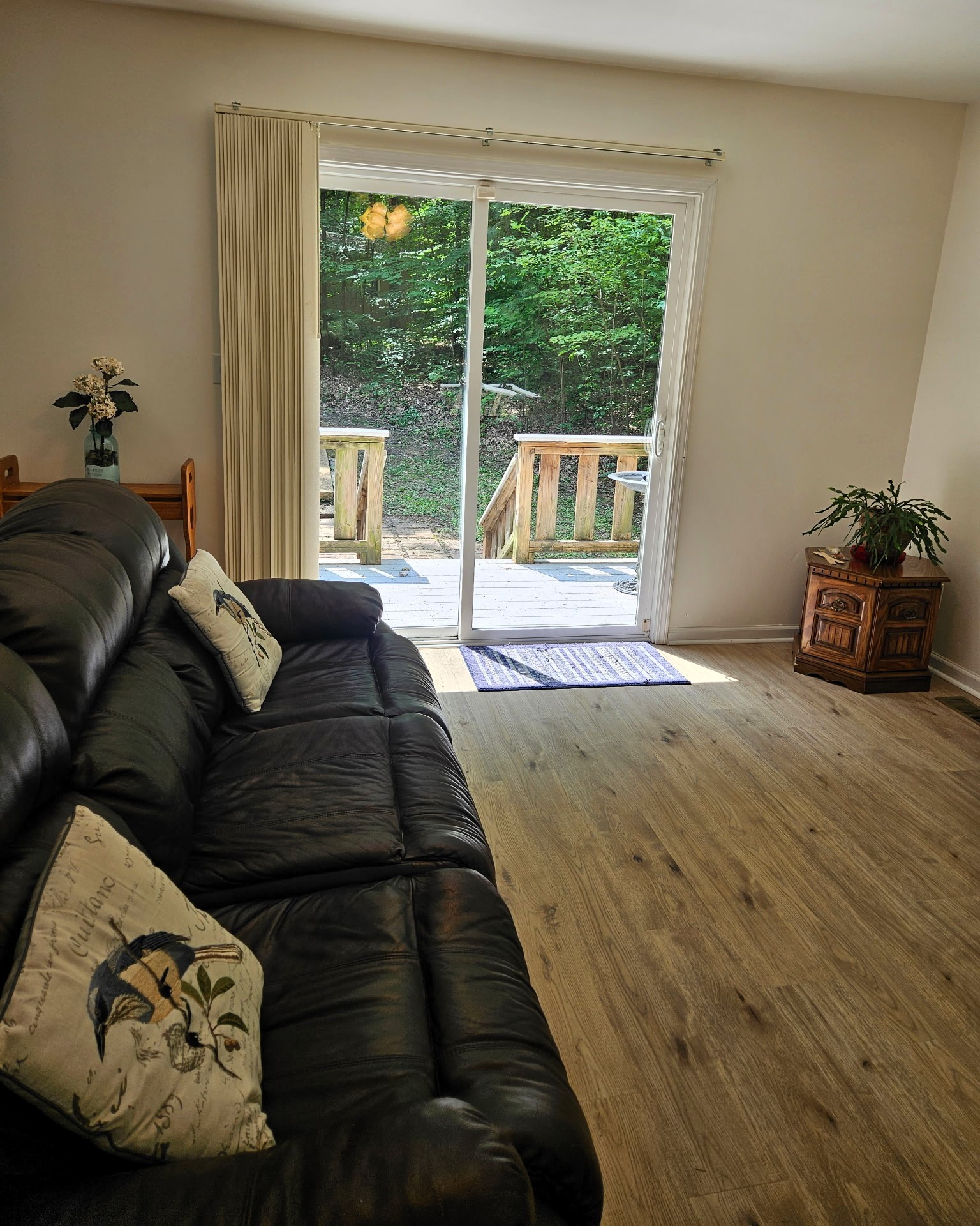 8202 State Highway 69 South Springville, TN 38256 - Photo 37 of 42 a living room with furniture and a floor to ceiling window