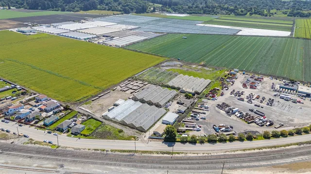 $1,800,000 | 2 Lewis, Watsonville, CA 95076