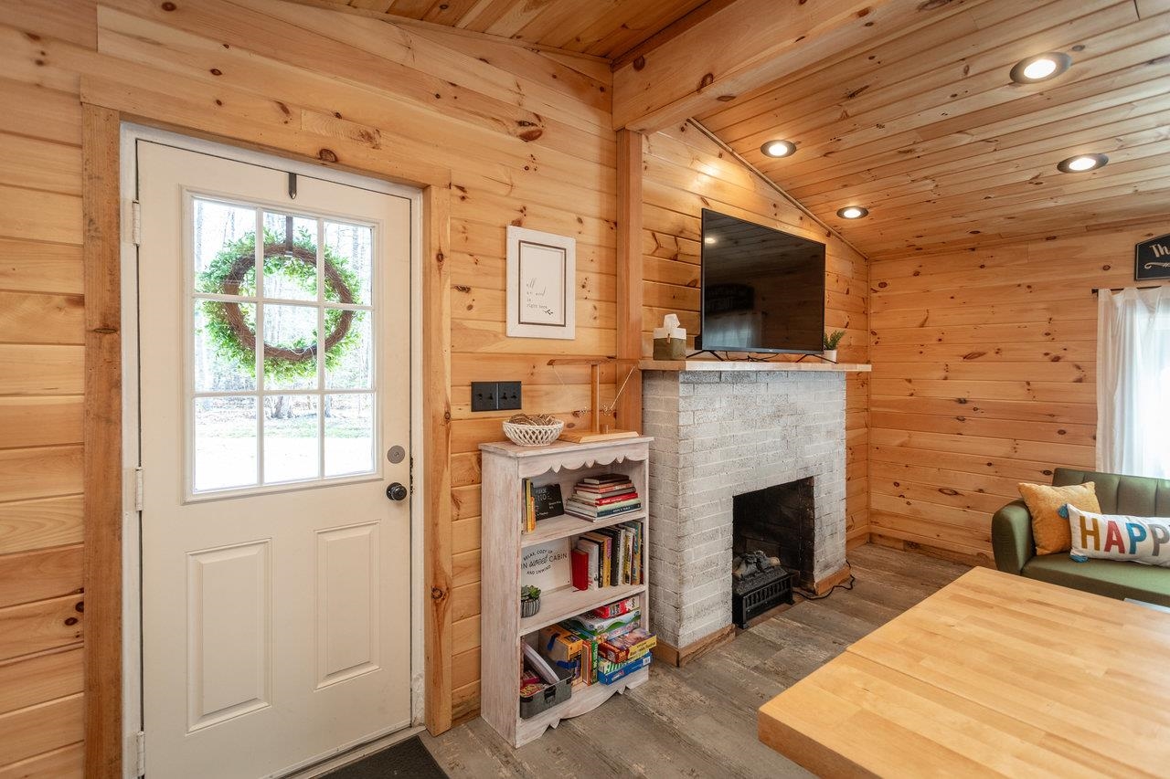 9588 Briery Branch Road Dayton, VA 22821 - Photo 17 of 55 Gallery Image 17