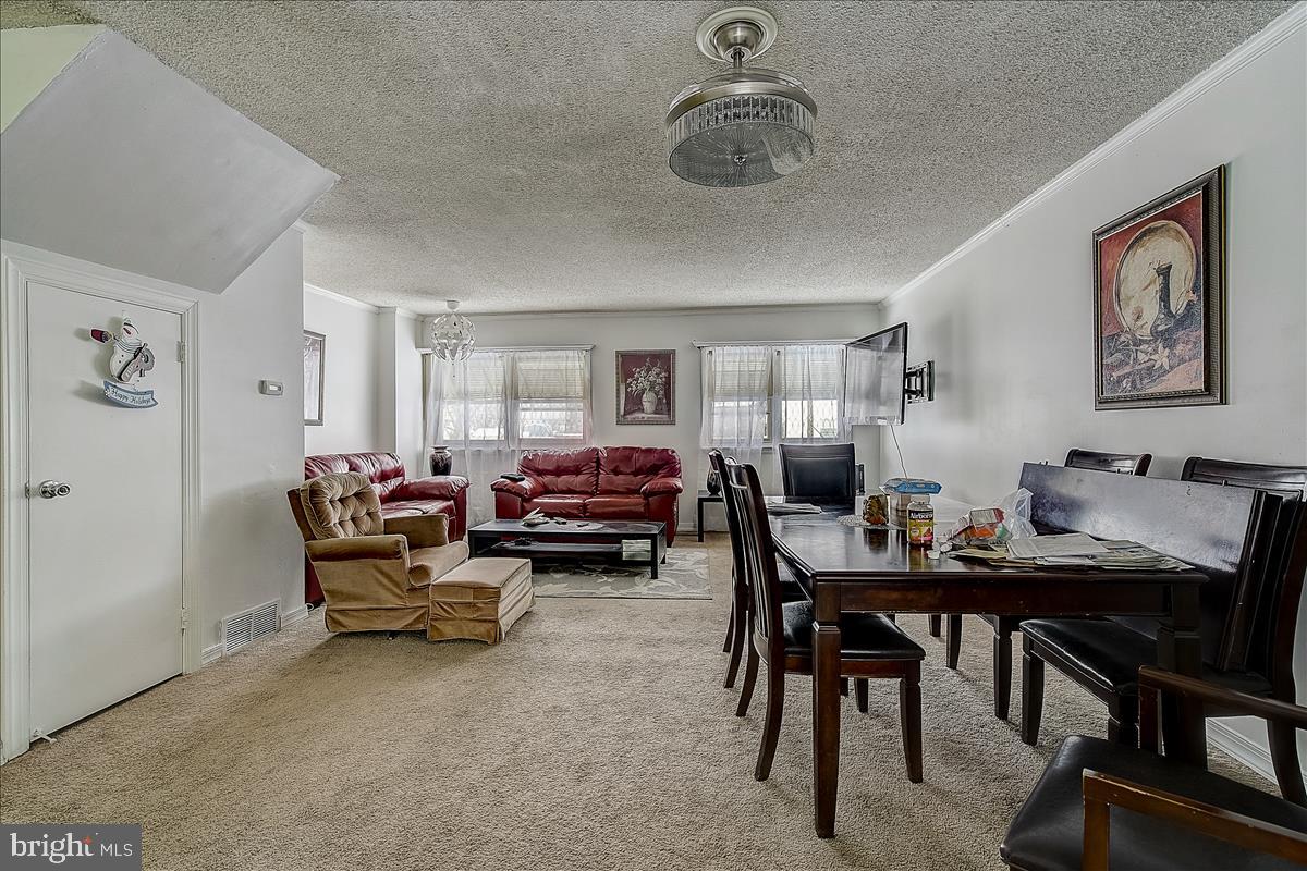 3215 Birch Road Philadelphia, PA 19154 - Photo 11 of 34