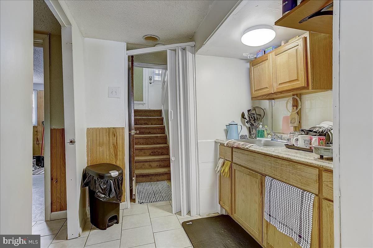 3215 Birch Road Philadelphia, PA 19154 - Photo 25 of 34 basement apartment