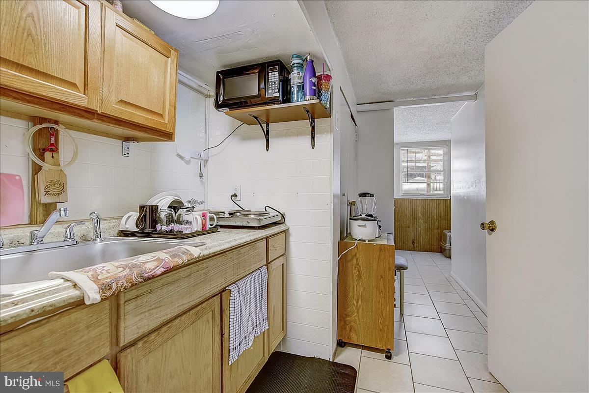 3215 Birch Road Philadelphia, PA 19154 - Photo 26 of 34 kitchen in basement