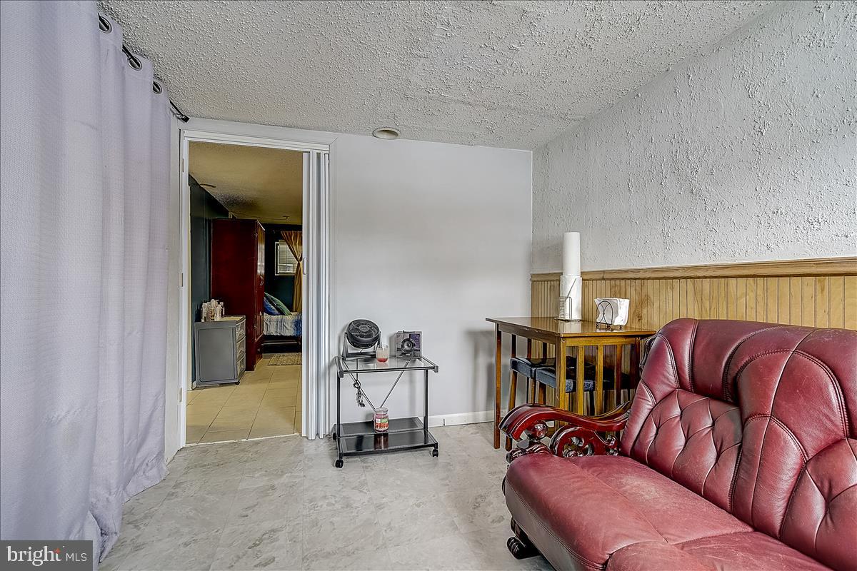 3215 Birch Road Philadelphia, PA 19154 - Photo 32 of 34