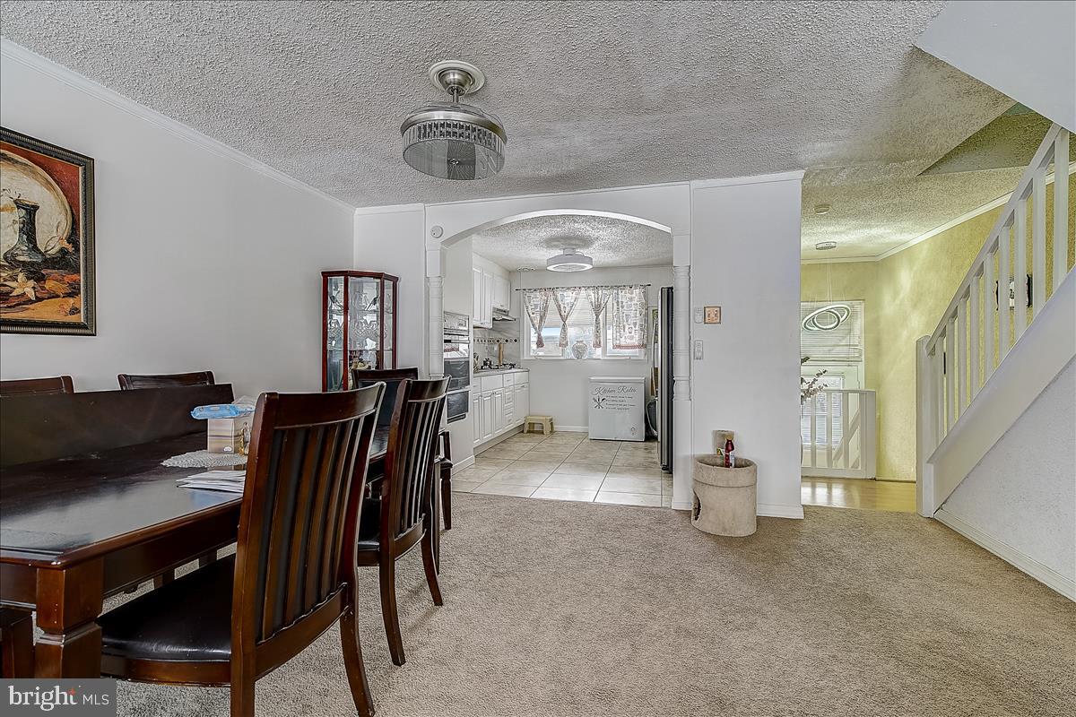 3215 Birch Road Philadelphia, PA 19154 - Photo 7 of 34 dinning room