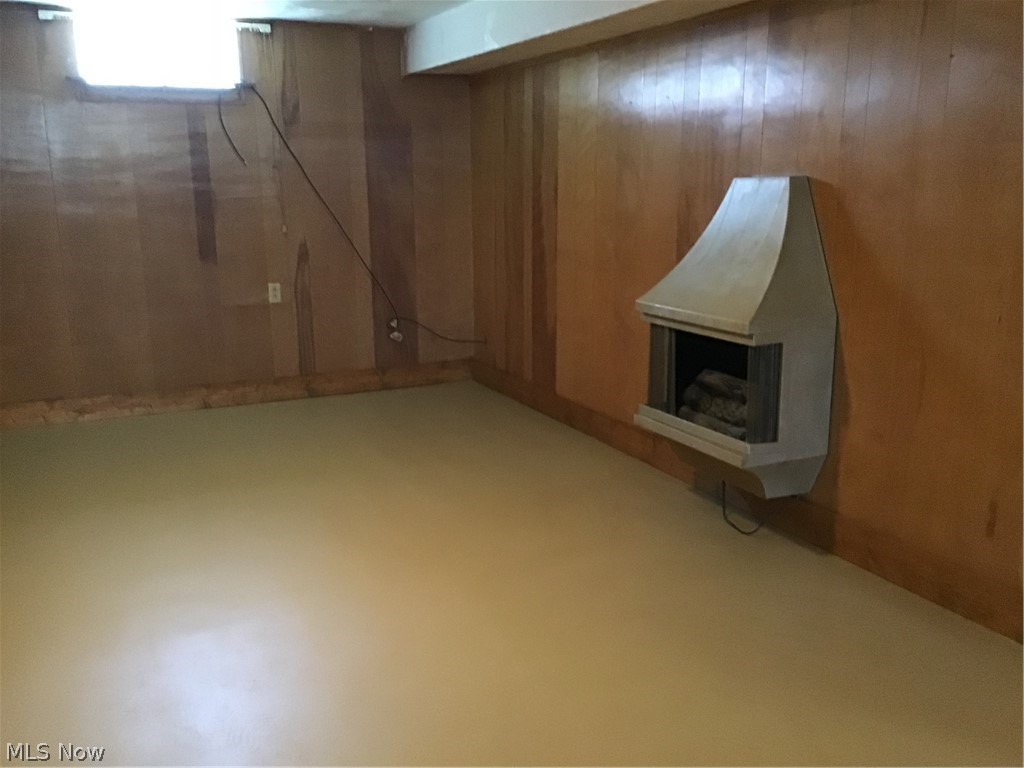 472 Lansing Road Akron, OH 44312 - Photo 16 of 21