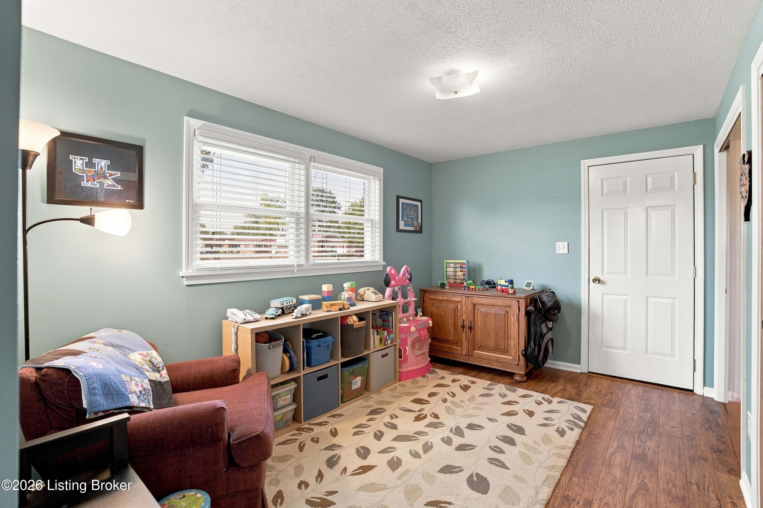 6217 Maywick Road Louisville, KY 40272 - Photo 28 of 46 DSC09422 2