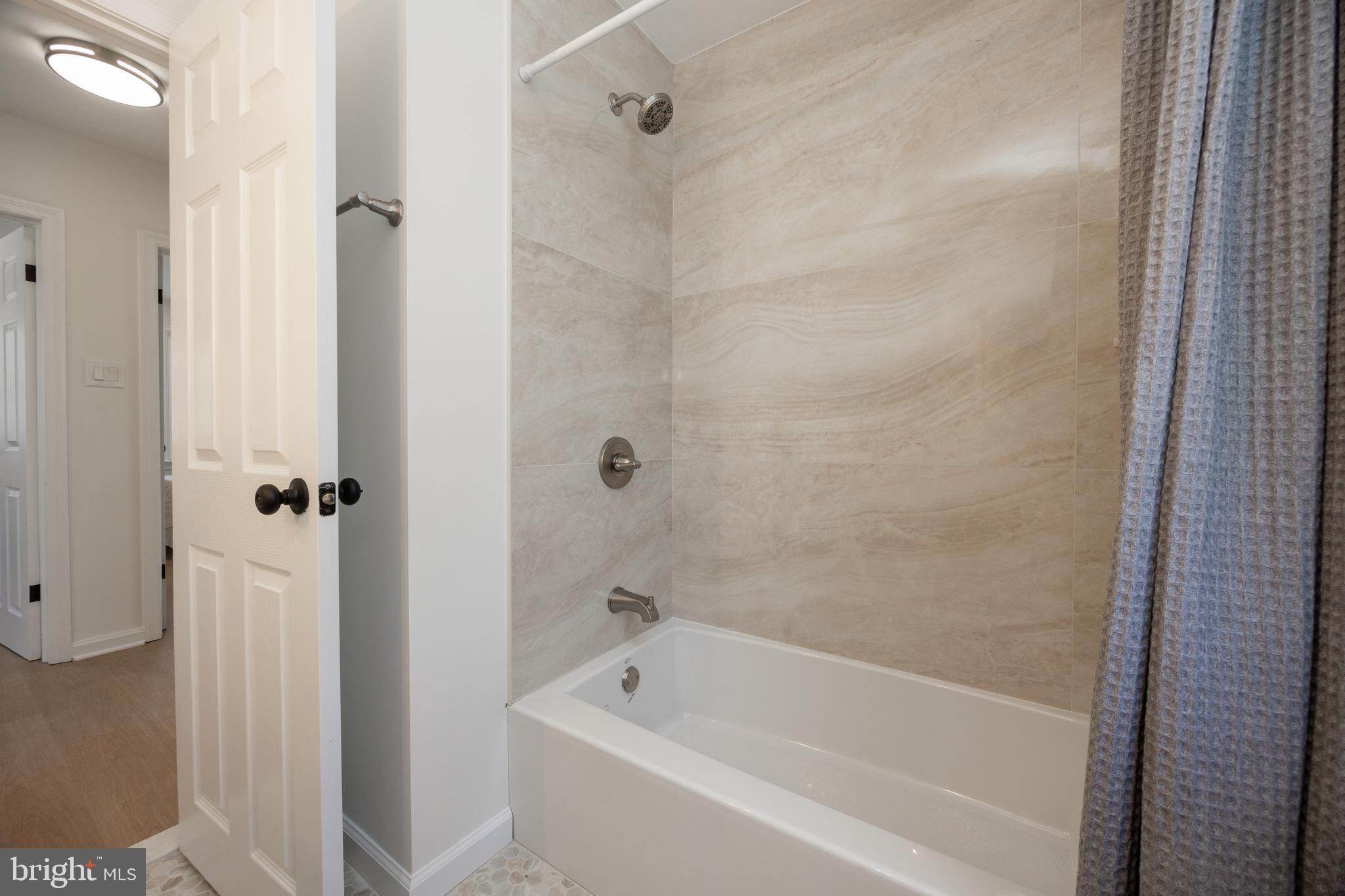 110 Merlin Road Phoenixville, PA 19460 - Photo 12 of 38 Full bath