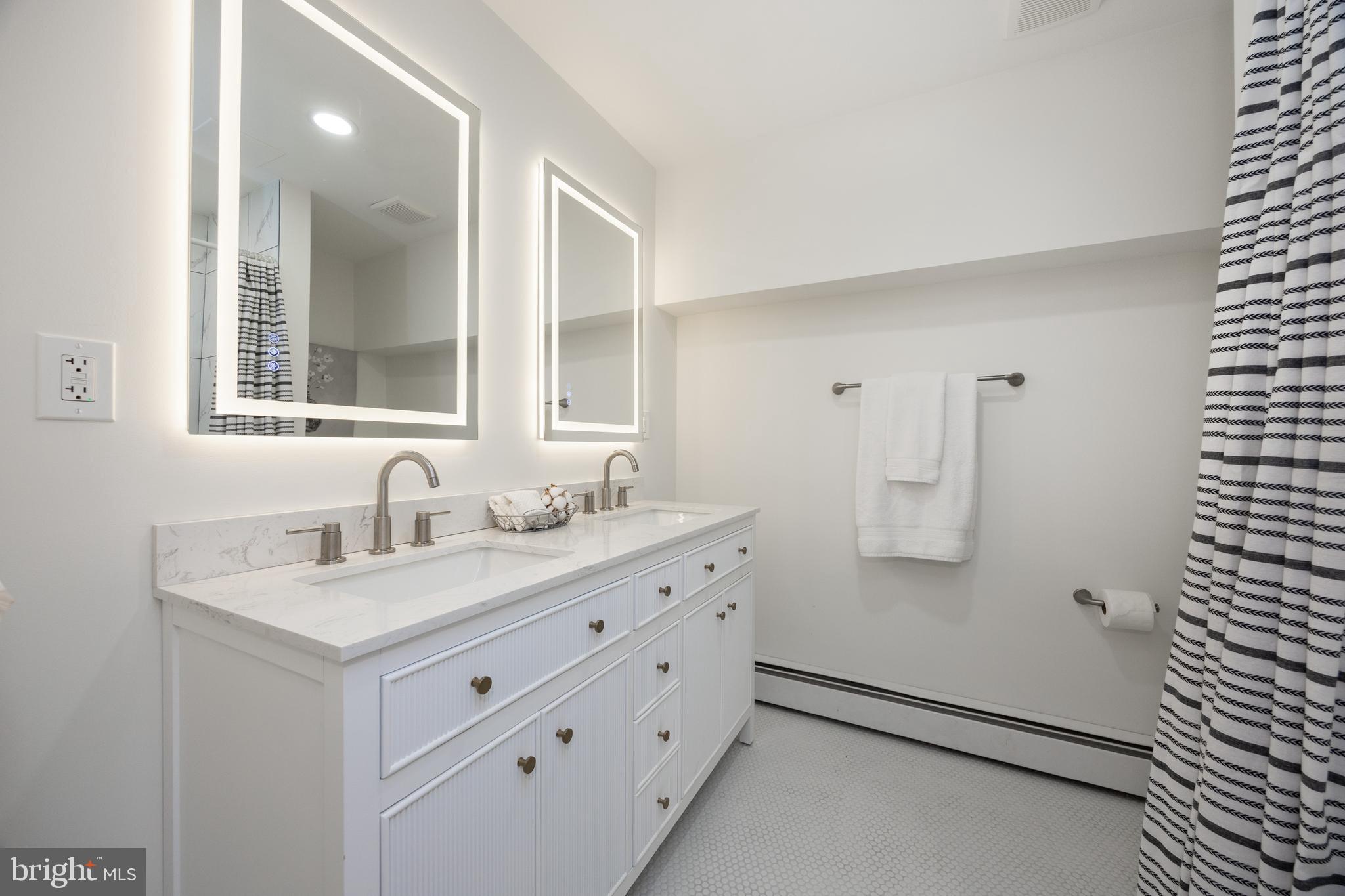 110 Merlin Road Phoenixville, PA 19460 - Photo 23 of 38 2nd full bath with modern lighted mirrors