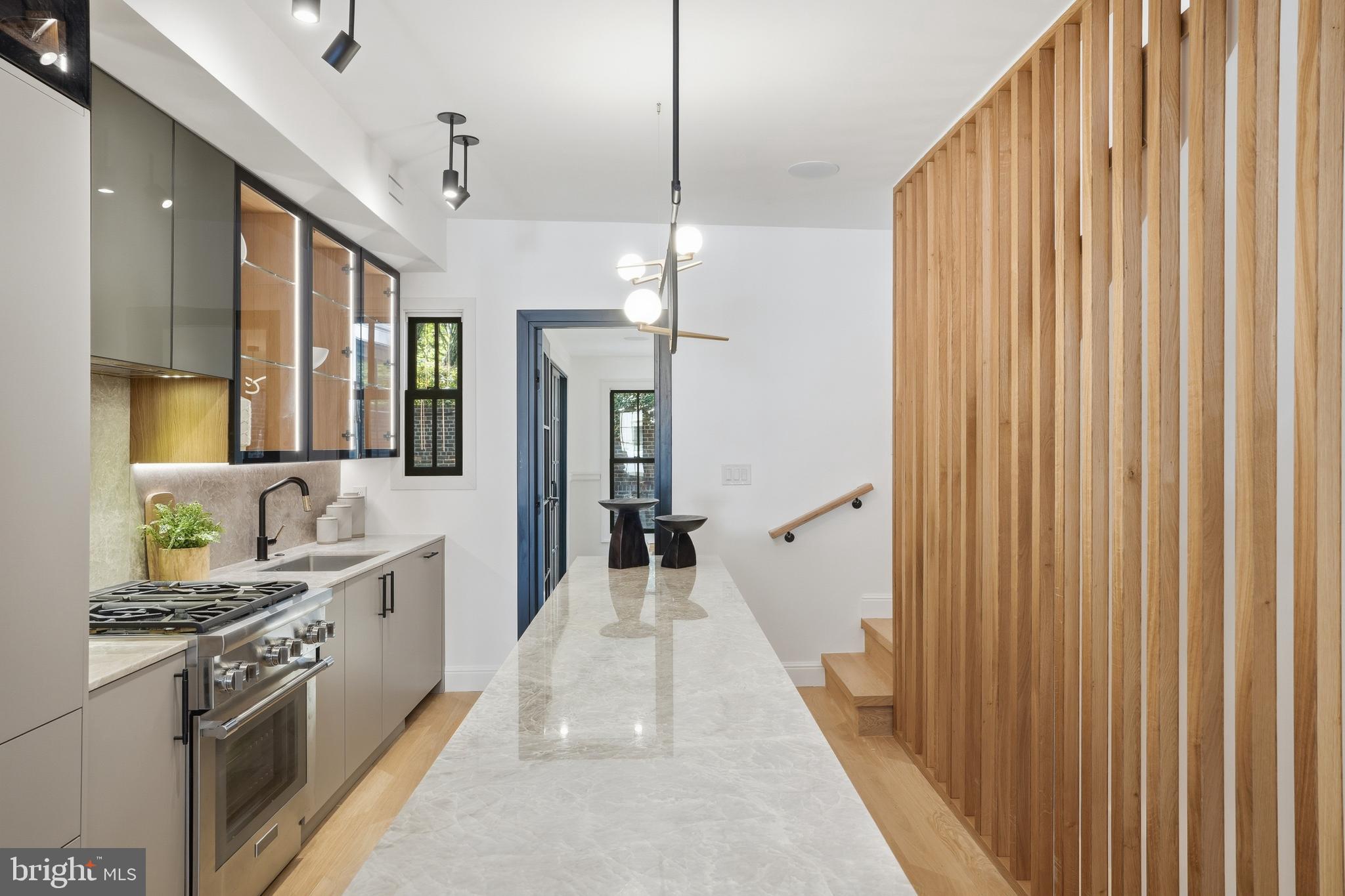 1238 28th Street Northwest Washington, DC 20007 - Photo 11 of 46