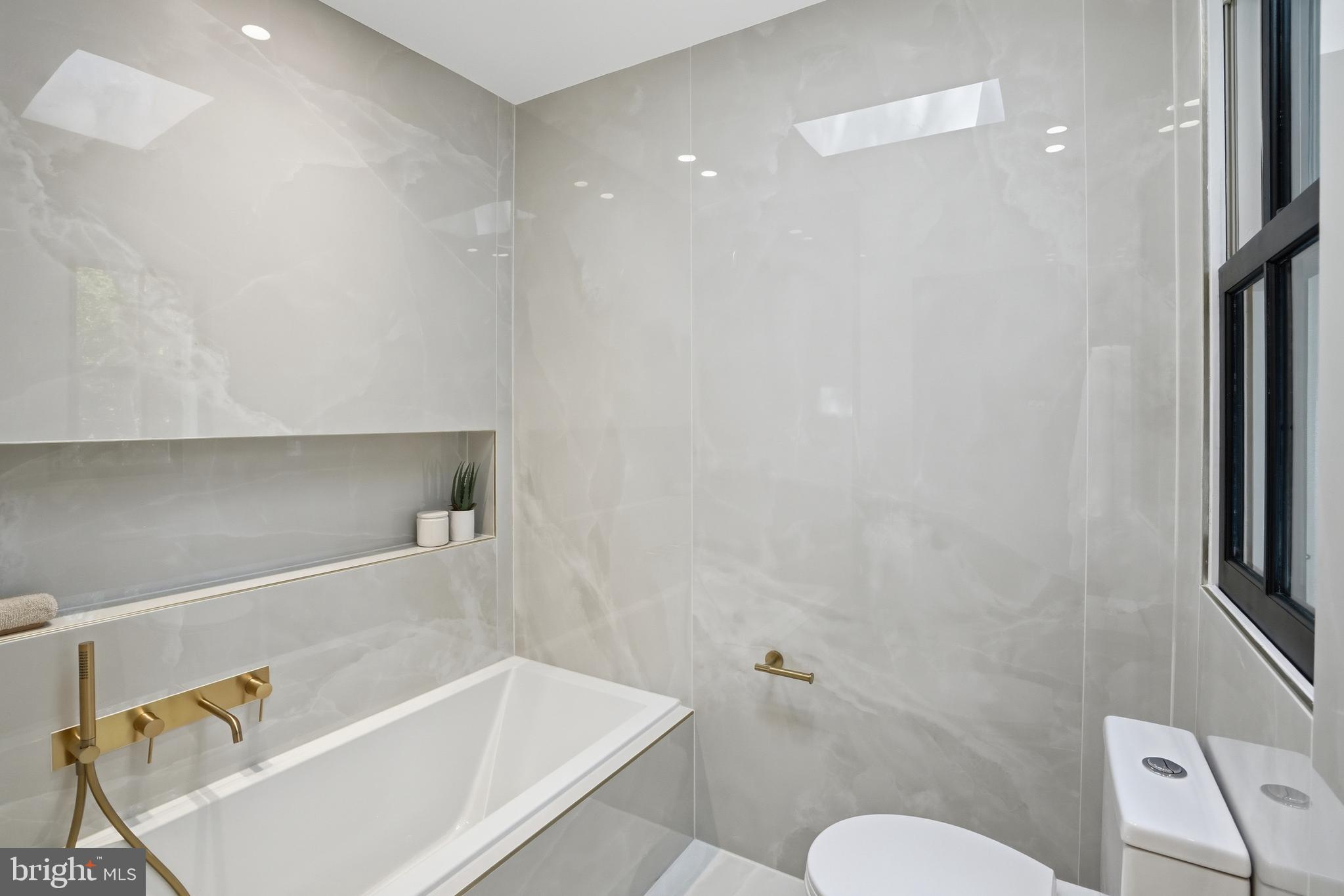 1238 28th Street Northwest Washington, DC 20007 - Photo 33 of 46