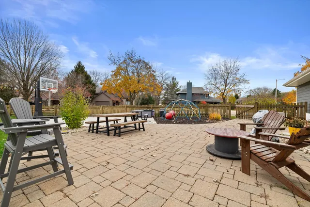 $585,000 | 981 Cedar Drive, Burlington, WI 53105