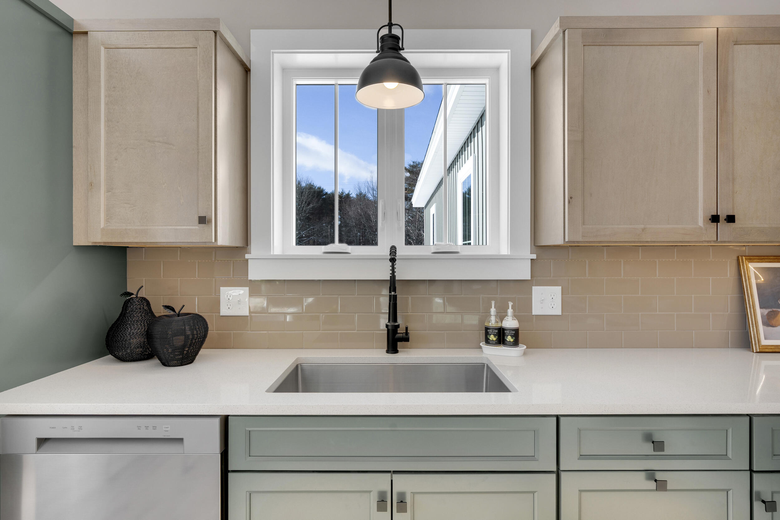 179 Weeks Road Gardiner, ME 04345 - Photo 29 of 96 15_179weeks-6