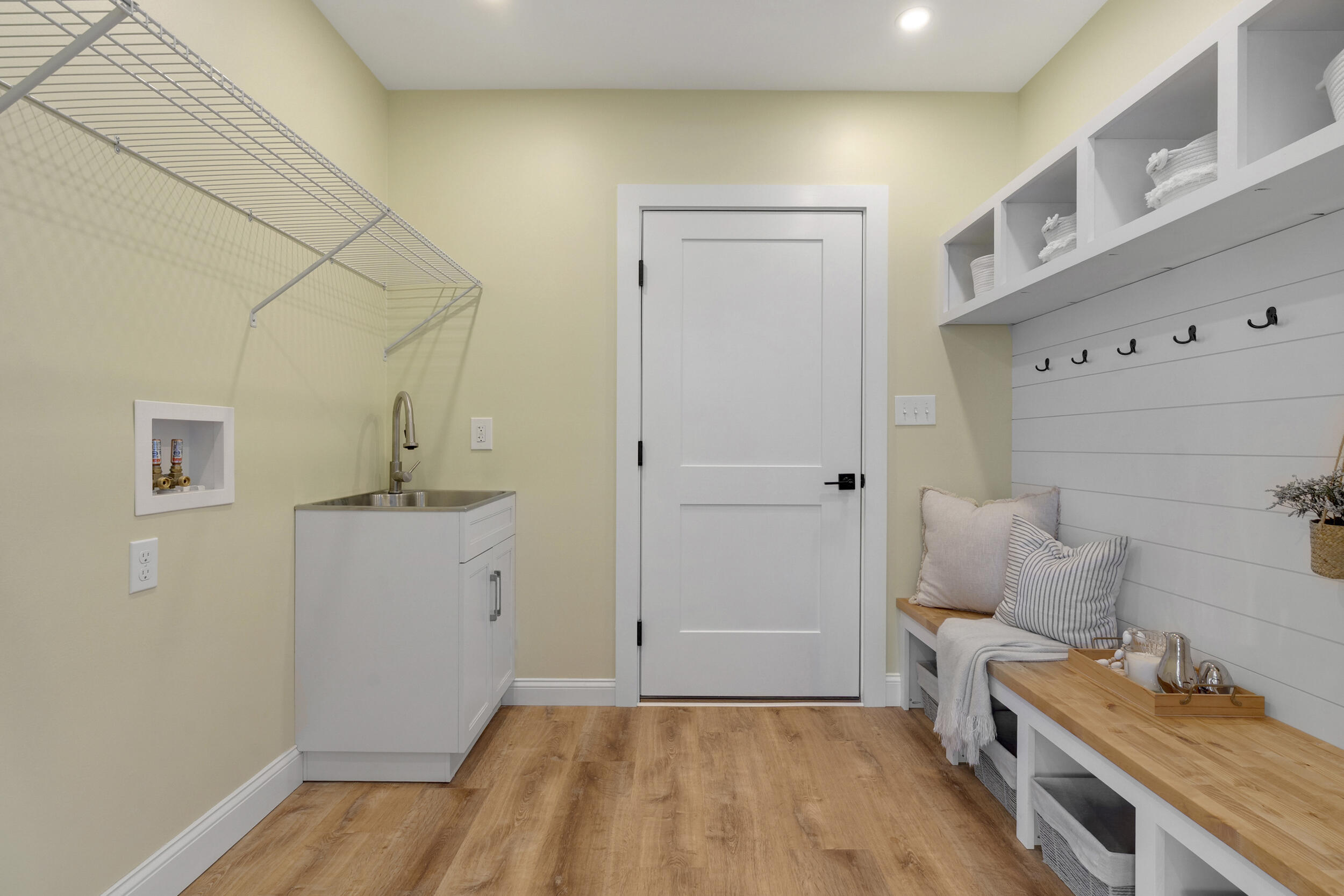 179 Weeks Road Gardiner, ME 04345 - Photo 38 of 81 37_179weeks-28